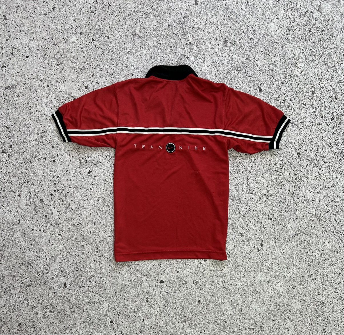 Nike × Vintage Vintage Nike Polo T-Shirt Team Town Logo Big 00s Size US S / EU 44-46 / 1 - 1 Thumbnail