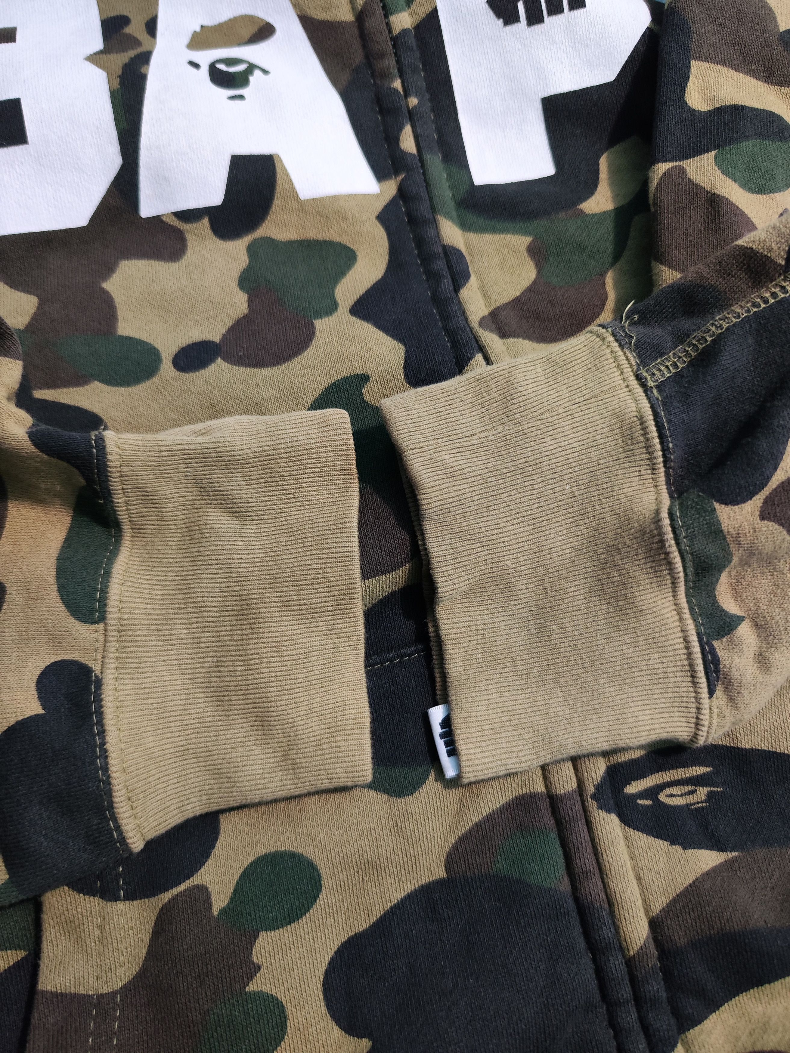 Bape × Undefeated BAPE × Undefeated - 1st Camo Ronin Full Zip Hoodie Rare Size US XXL / EU 58 / 5 - 12 Thumbnail