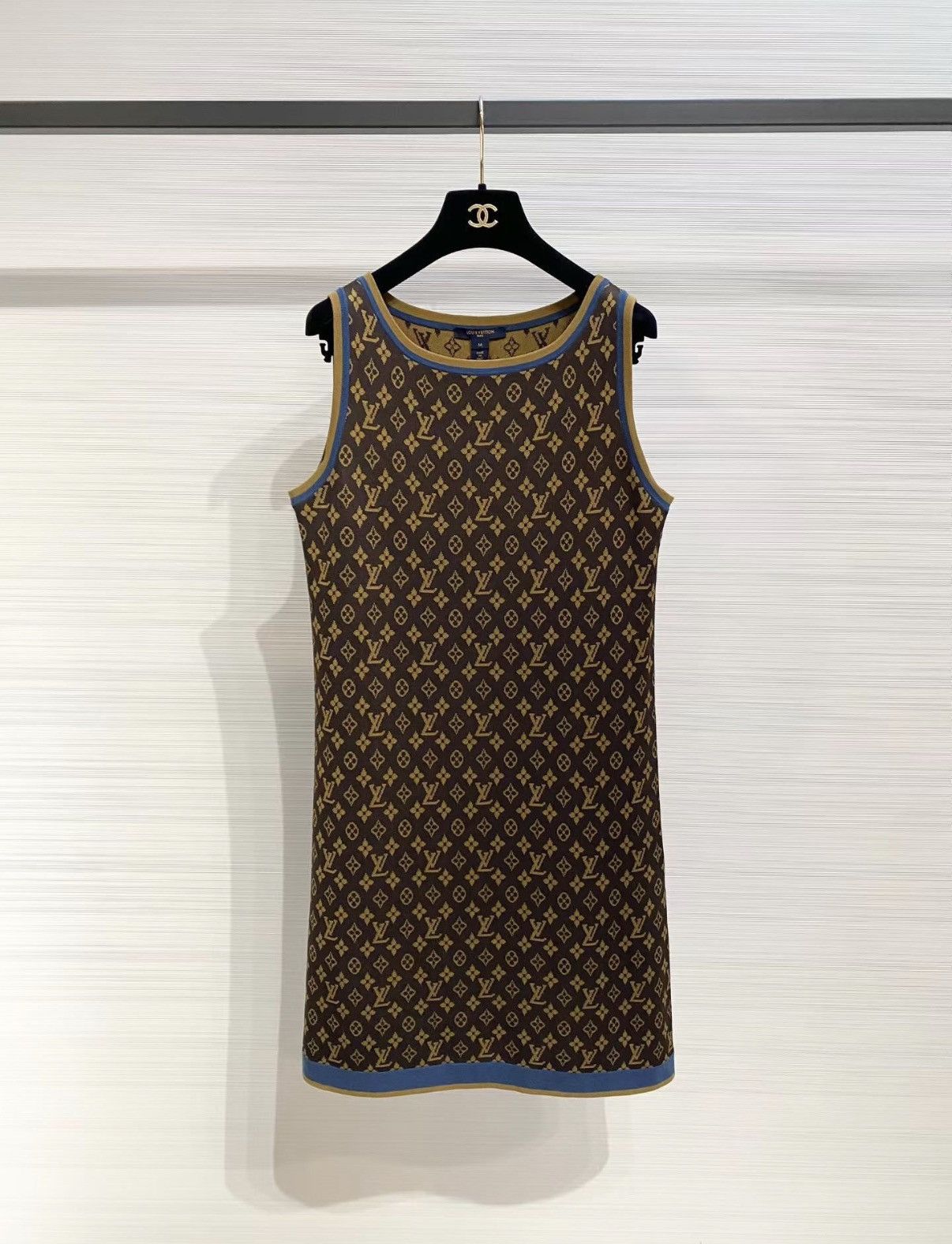 Louis Vuitton Louis Vuitton Brown Monogram Knit Dress J33 Size M / US 6-8 / IT 42-44 - 1 Thumbnail