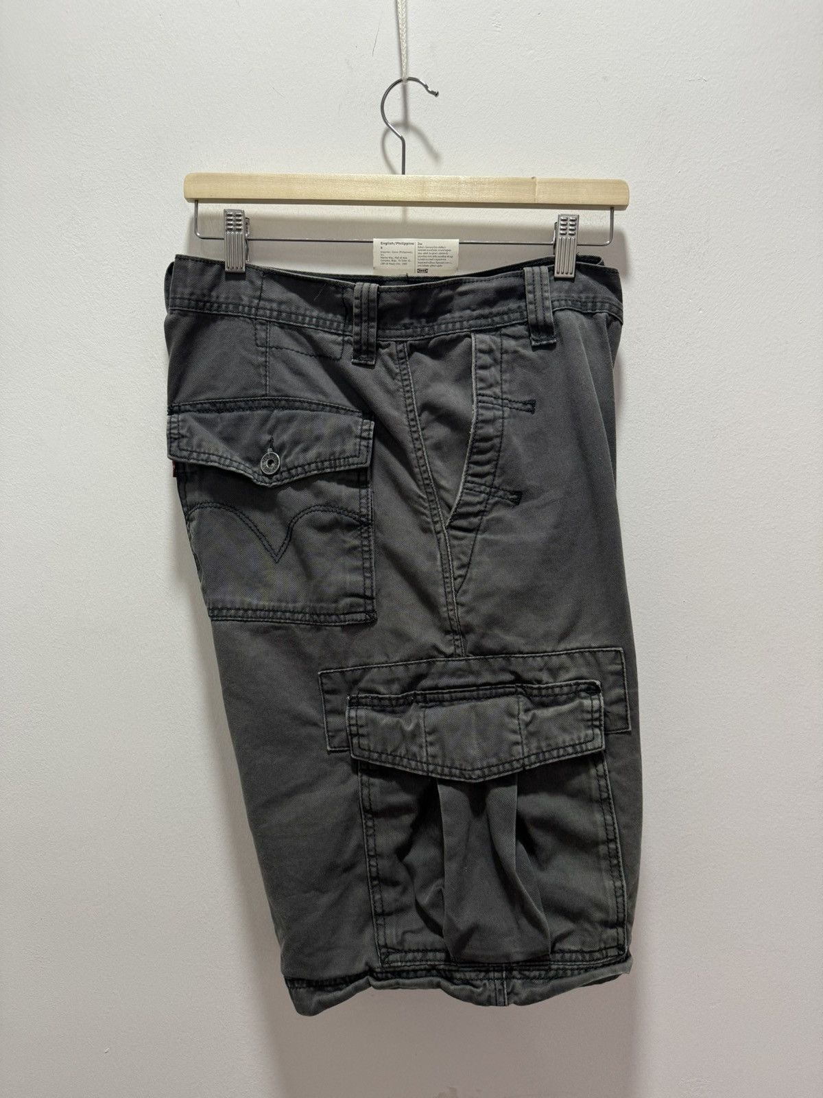 Levi's × Levi's Vintage Clothing × Vintage VINTAGE LEVIS CARGO SHORT PANTS Size US 34 / EU 50 - 12 Thumbnail