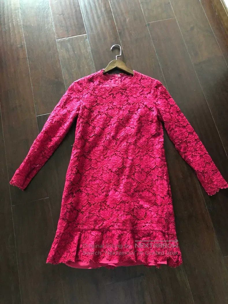 Other Valentino Classic lace skirt Size S / US 4 / IT 40 - 2 Thumbnail