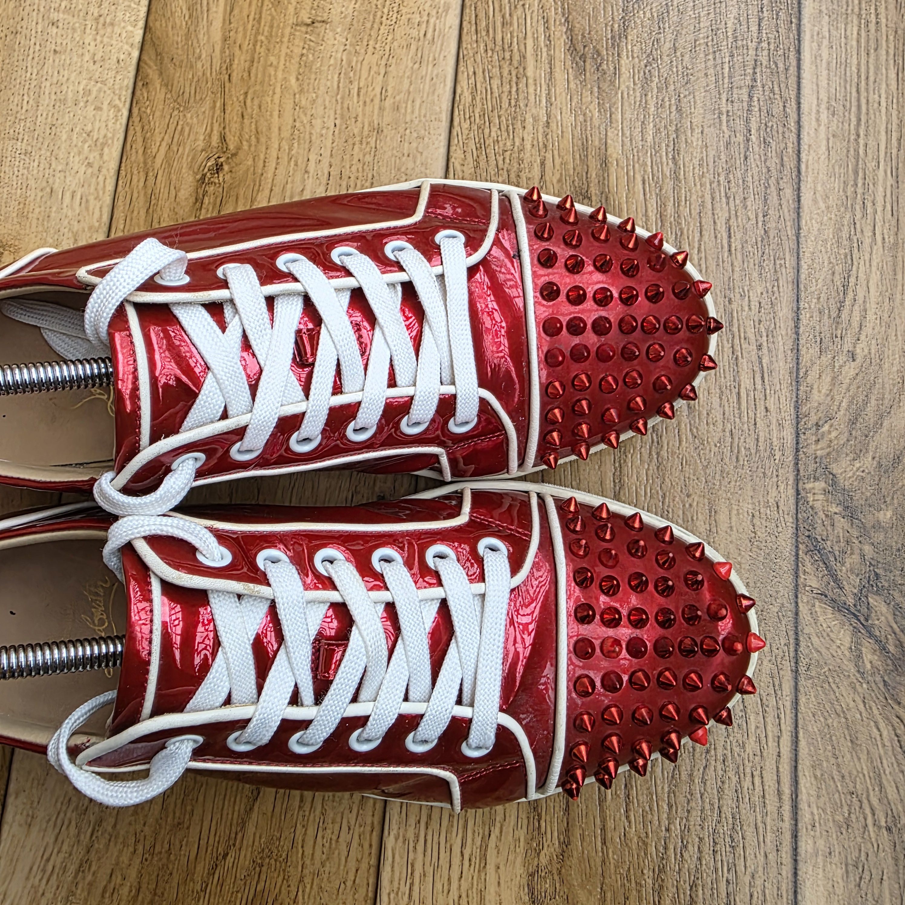 Christian Louboutin CHRISTIAN LOUBOUTIN SPIKES LOW Size US 9.5 / EU 42-43 - 10 Thumbnail