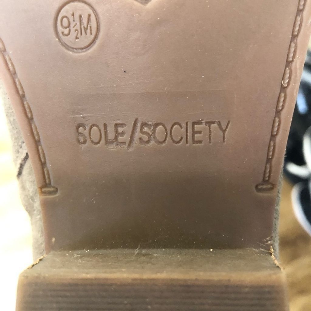 Other Sole Society suede leather tan Ankle boots rubber sole 9.5 Size US 9.5 / IT 39.5 - 7 Thumbnail