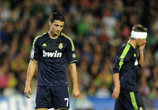 Adidas Real madrid away 2012/2013 cristiano ronaldo jersey football Size US M / EU 48-50 / 2 - 13 Thumbnail
