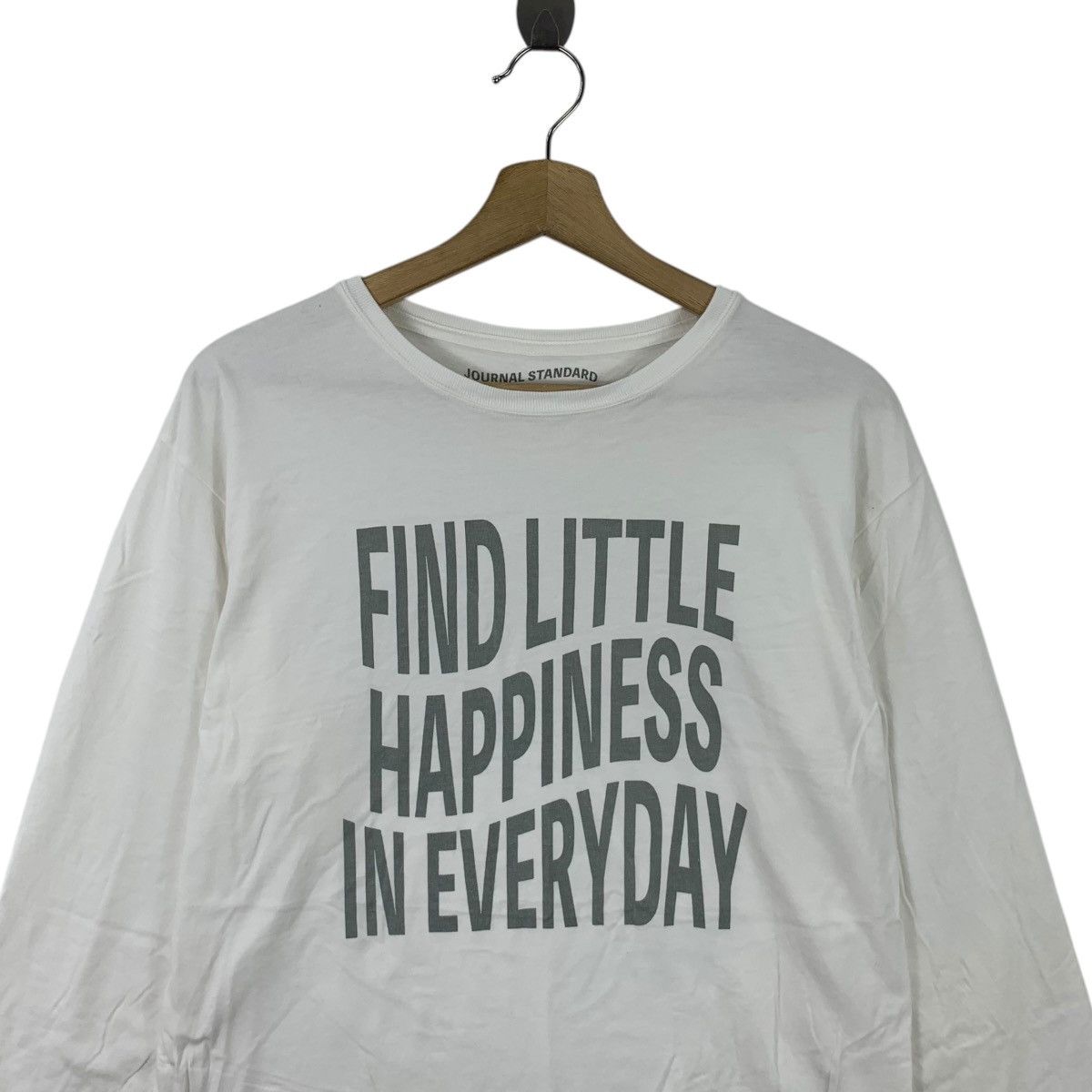 Journal Standard JOURNAL STANDARD RELUME Collection Find Happiness Tee Shirt Size M / US 6-8 / IT 42-44 - 2 Thumbnail