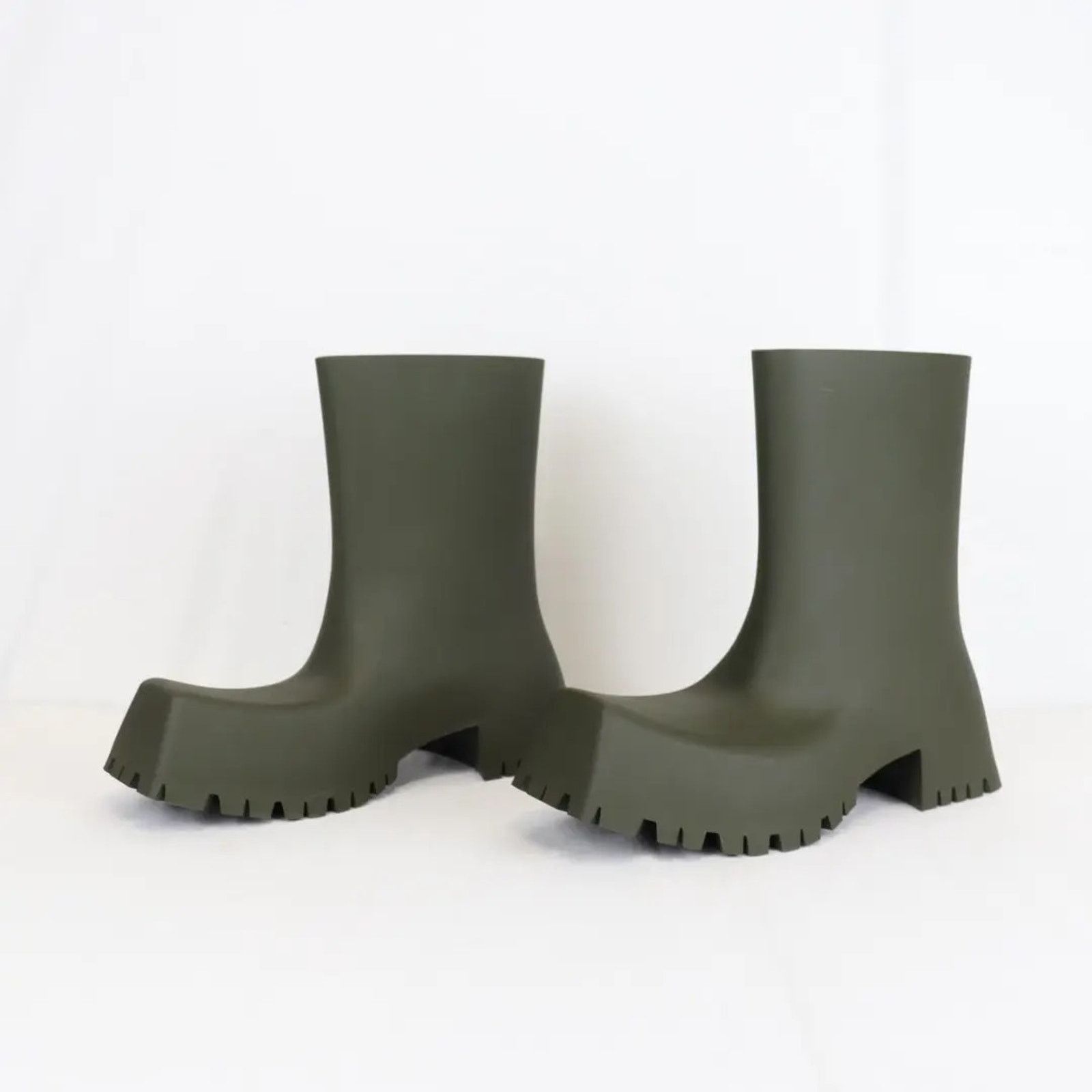 Balenciaga o1rshd1 Q:2 / Trooper Rubber Boots in Kaki Size US 9 / EU 42 - 12 Thumbnail