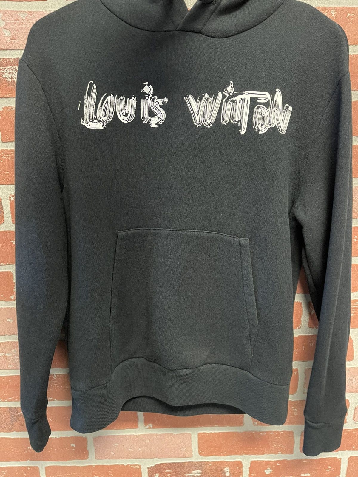Louis Vuitton Size XS - Louis Vuitton Graphic Hoodie Black SS22 “1A9SVP” Size US XS / EU 42 / 0 - 4 Thumbnail