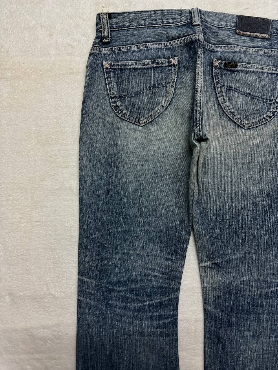 Lee FLARE Vintage 90s Lee Faded Distressed Thrashed Bootcut Jean Size US 30 / EU 46 - 15 Thumbnail