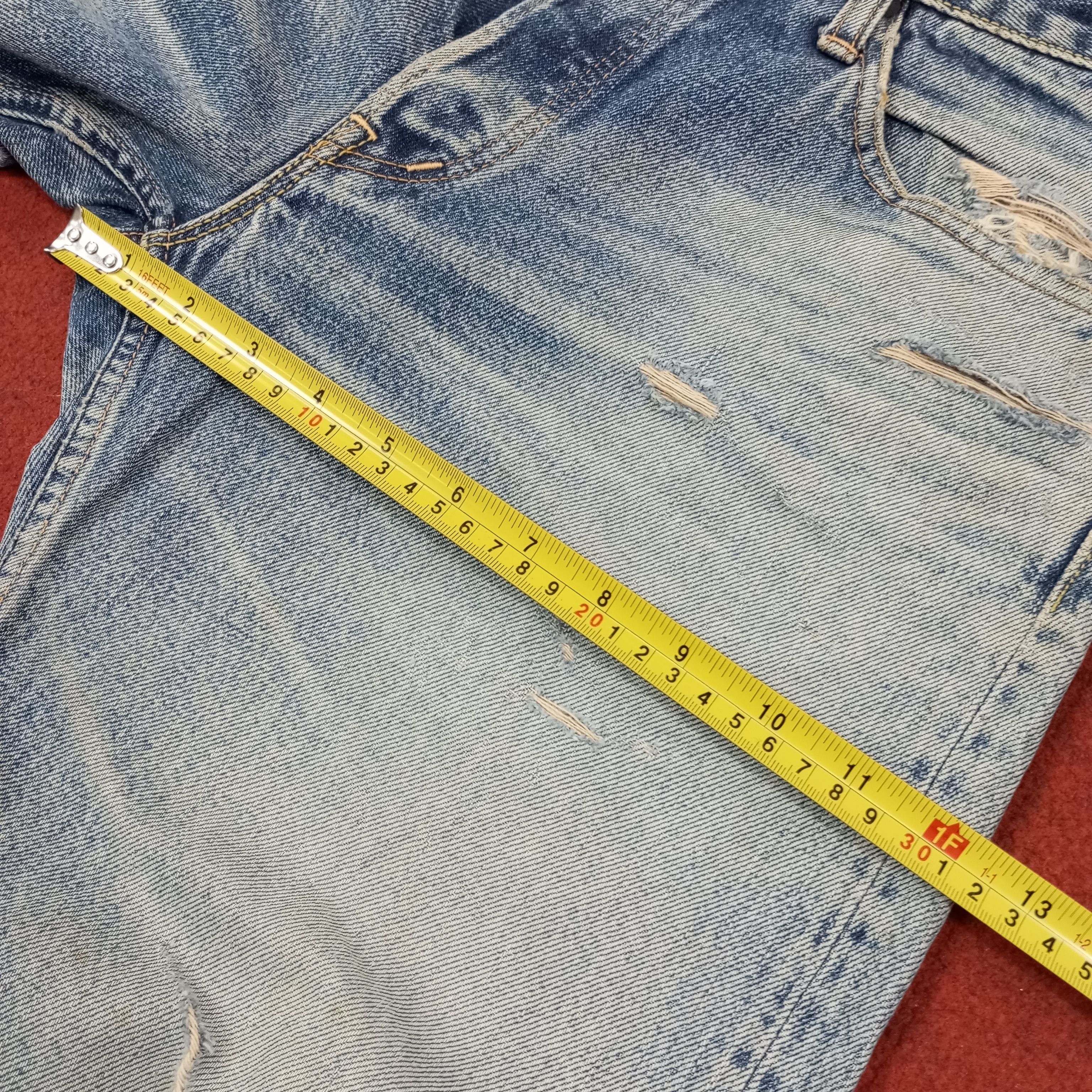 Japanese Brand Vintage Hramchm Japanese Brand Distressed Jeans c244n29 Size US 31 - 9 Thumbnail