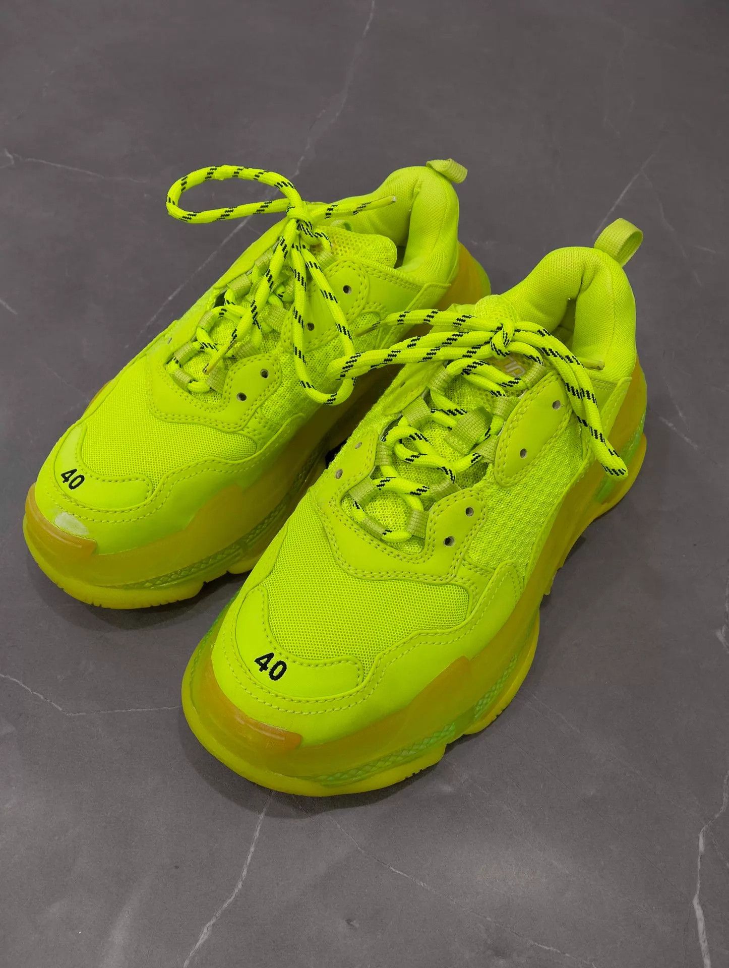 Balenciaga Balenciaga Triple S Green Dad Sneakers 40 Size US 10 / IT 40 - 1 Thumbnail