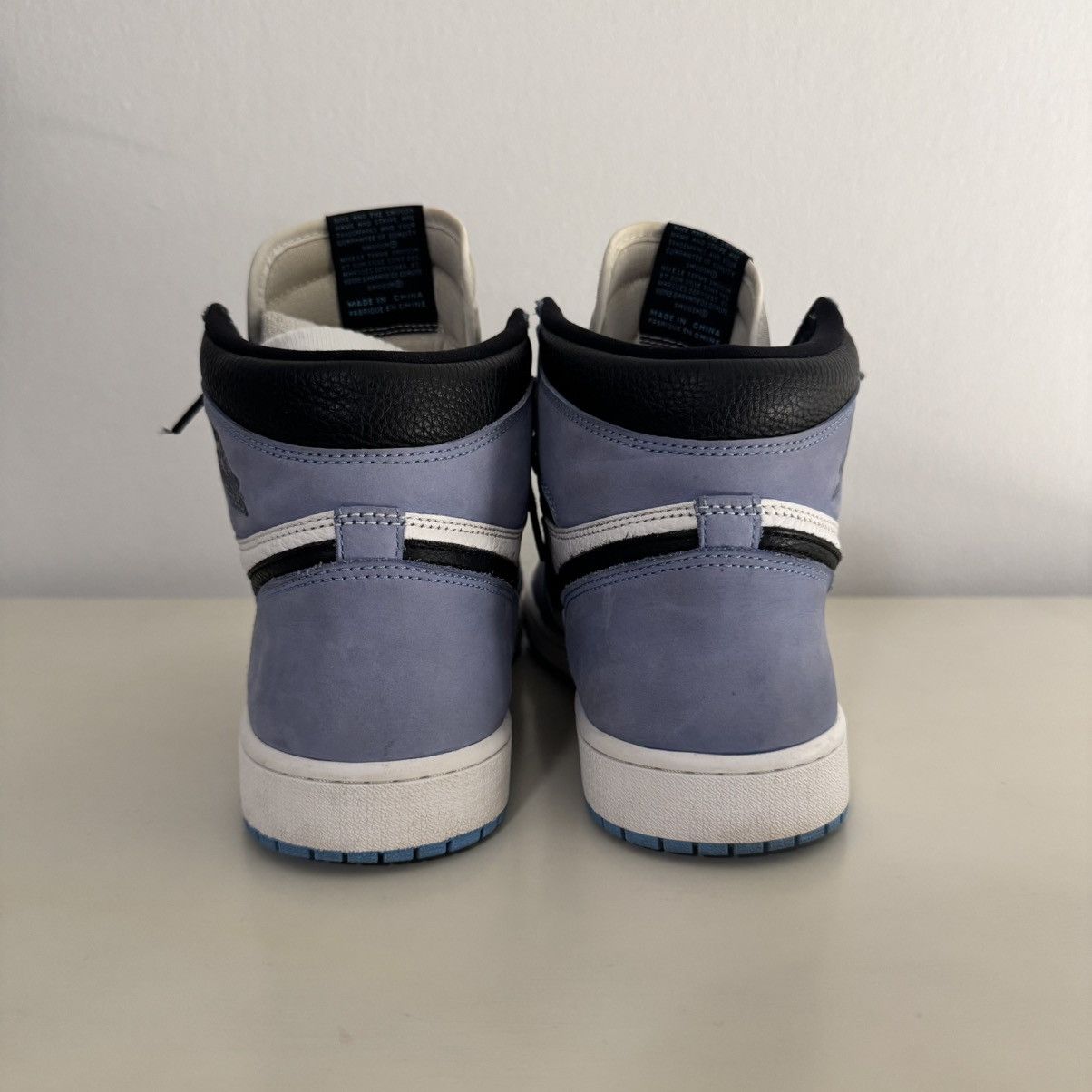 Jordan Brand × Nike A1 Jordan Retro 1 University Blue Size US 12 / EU 45 - 4 Thumbnail