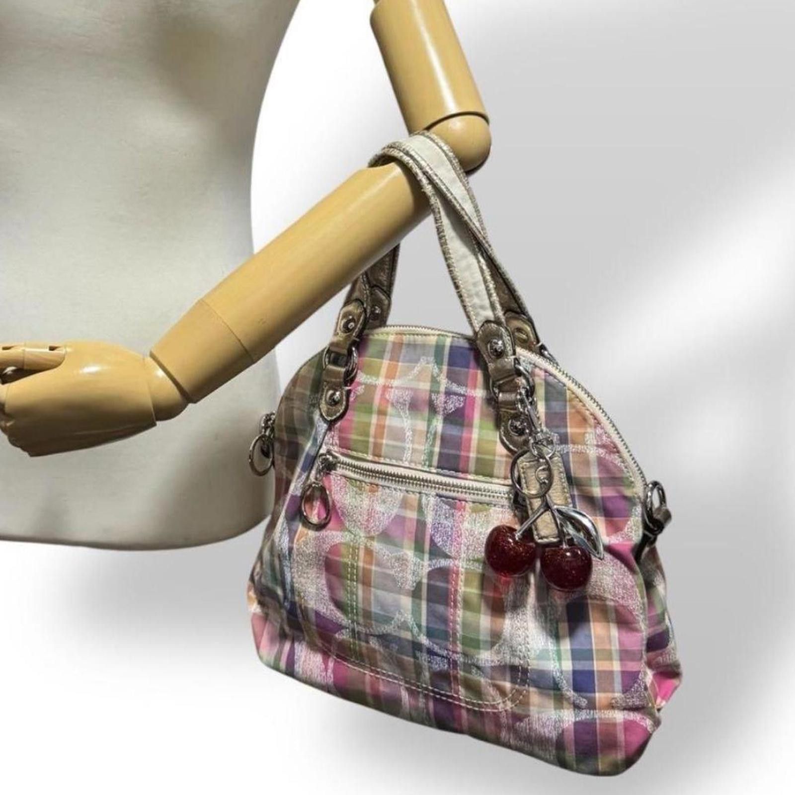 Coach Coach classic preppy whimsy coquette real authentic hand bag Size ONE SIZE - 7 Thumbnail