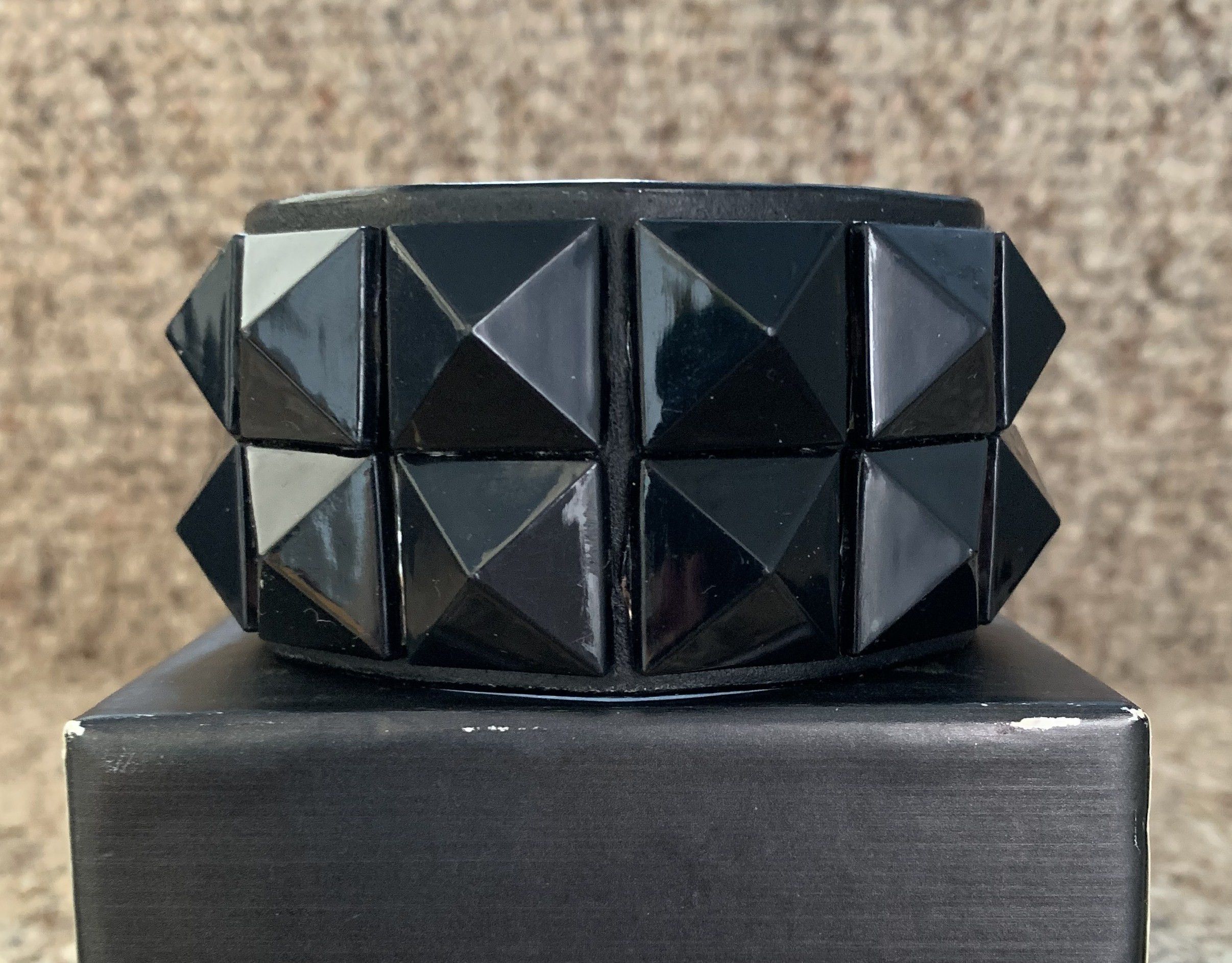 Number (N)ine FW04 Number (N)ine Studded Leather Bracelet Size ONE SIZE - 1 Thumbnail