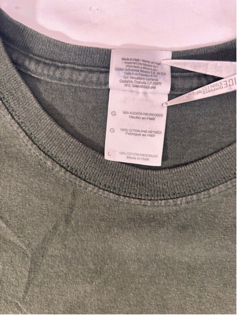 Gildan Men's Gildan T-shirt Size L Green Short Sleeve Crew Neck Size US L / EU 52-54 / 3 - 8 Thumbnail