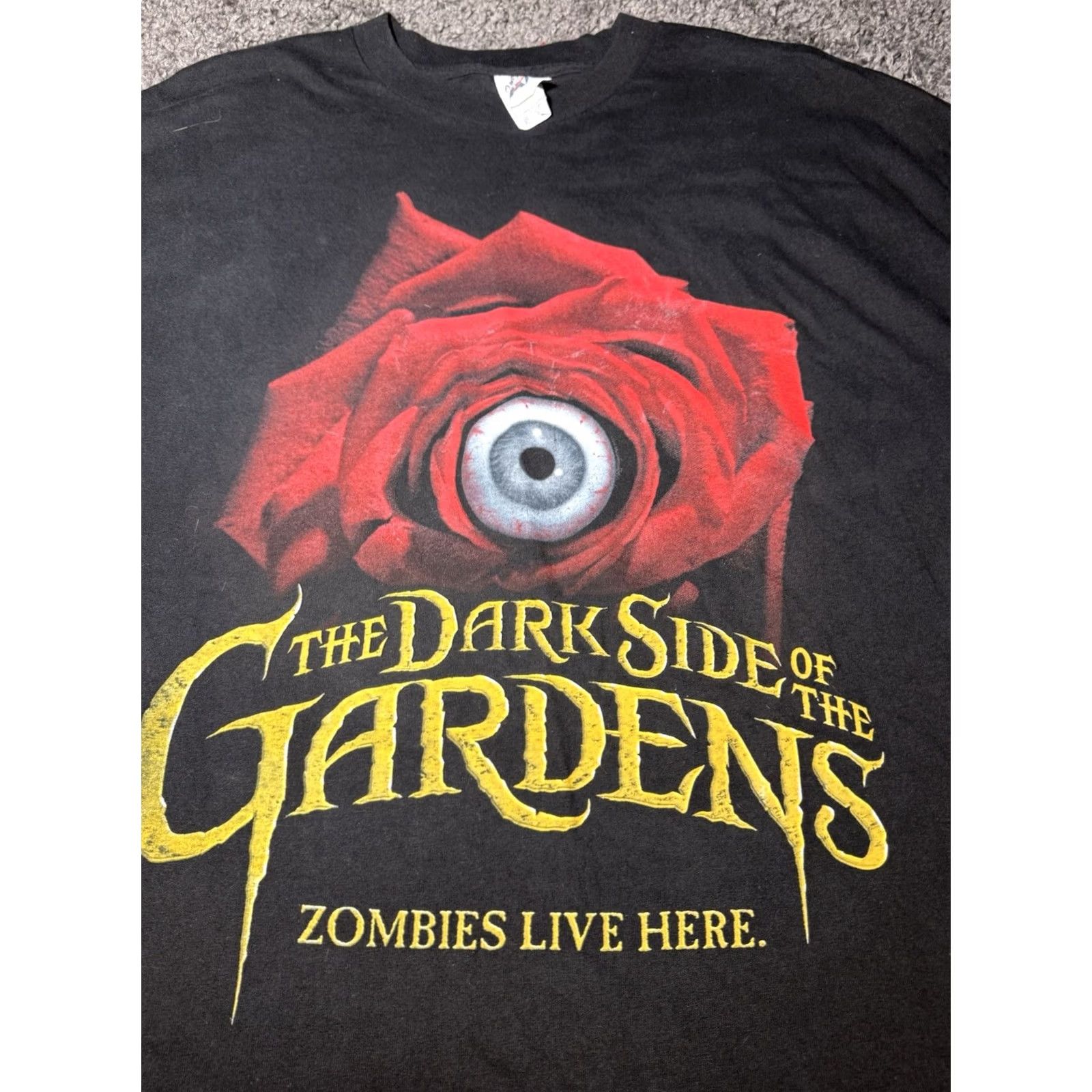 Vintage VINTAGE Busch Gardens Howl O Scream Shirt XL Dark Side Gardens Halloween Zombie Unisex Adults T-Shirt Black Cotton Graphic Crew Neck Short Sleeve Logo Size US XL / EU 56 / 4 - 2 Thumbnail
