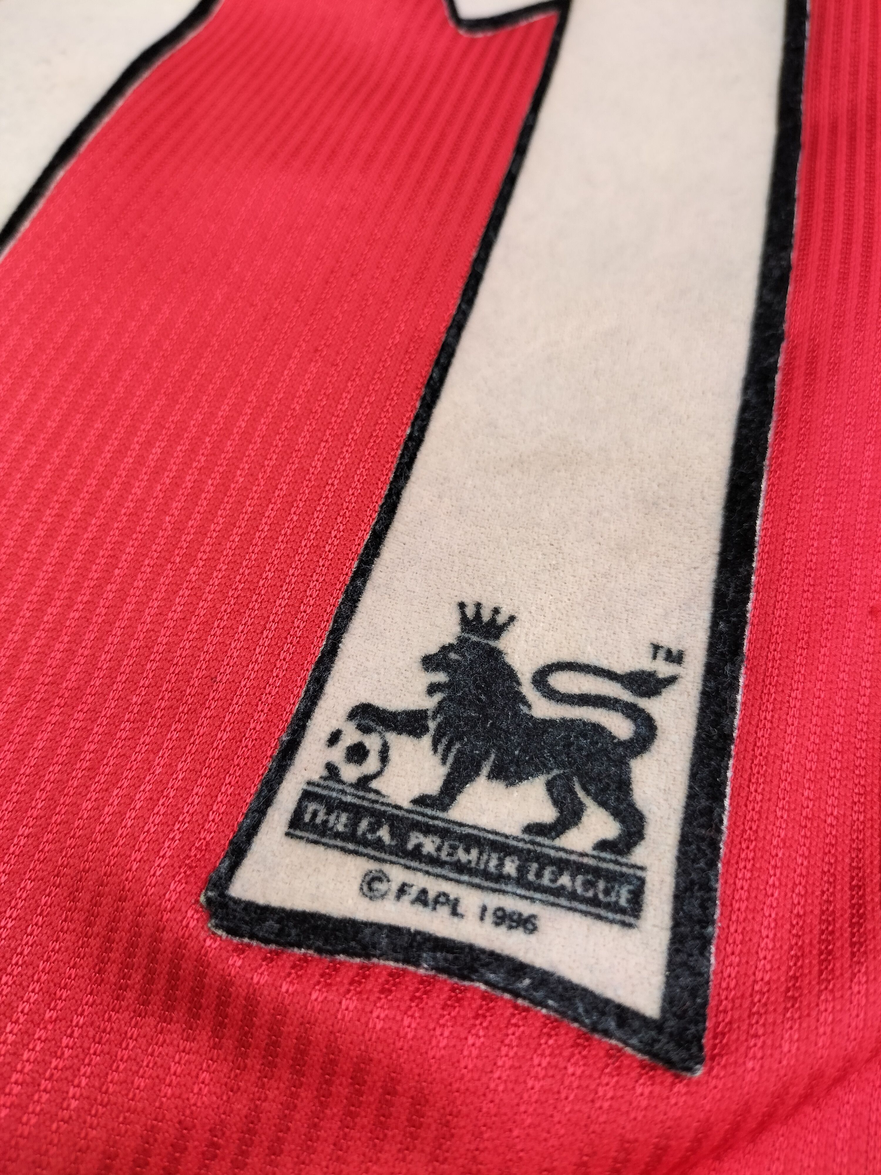 Umbro SALE 💥 BEST OFFER Vtg Manchester U EPL FACup Ryan Giggs Size US XL / EU 56 / 4 - 12 Thumbnail