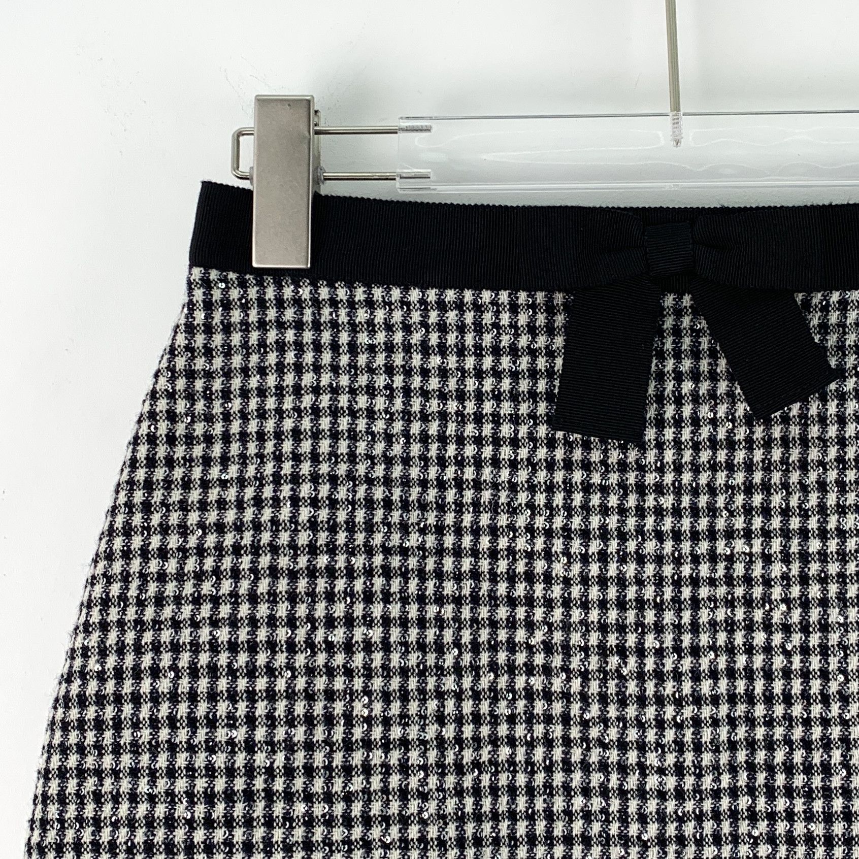 Miu Miu Miu Miu Houndstooth Sequin Bow Skirt Grey (42) Size 28" / US 6 / IT 42 - 3 Thumbnail