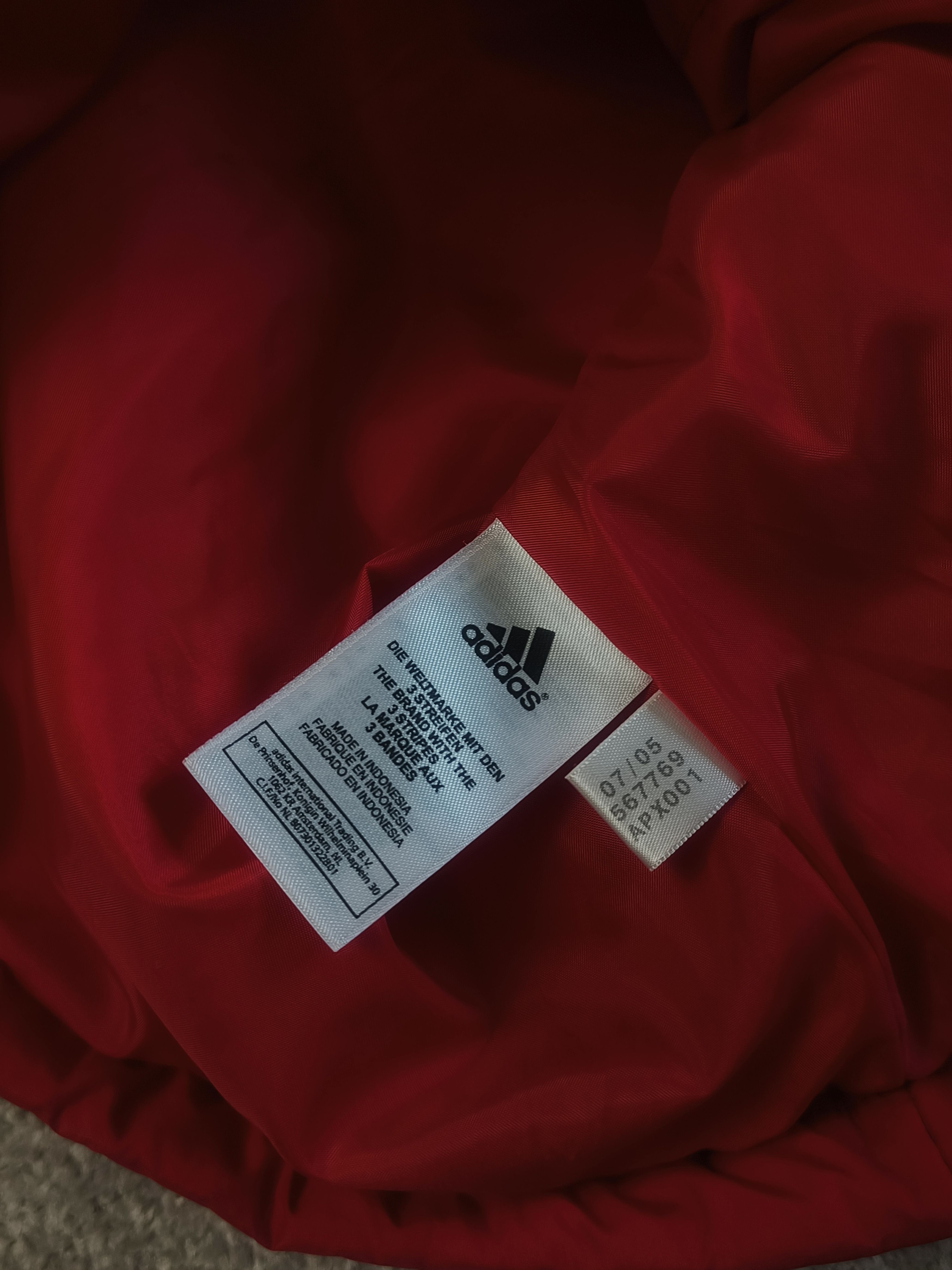 Adidas Adidas Red Women's Tracksuit Top Colourblock Puffer Jacket Size M / US 6-8 / IT 42-44 - 4 Thumbnail