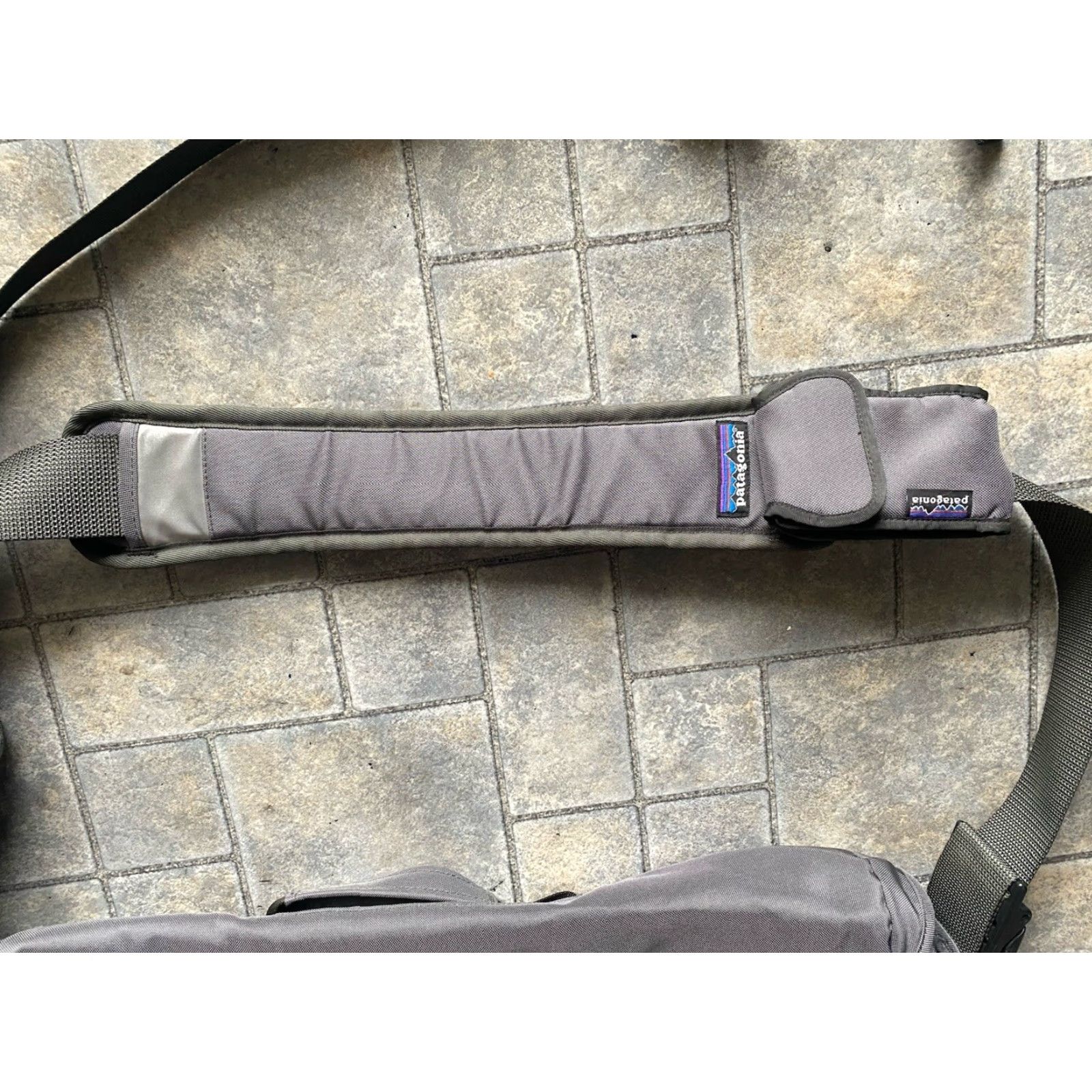 Patagonia Patagonia Messenger Bag Gray Mens Flaws Wear Shoulder Bag Size ONE SIZE - 4 Thumbnail