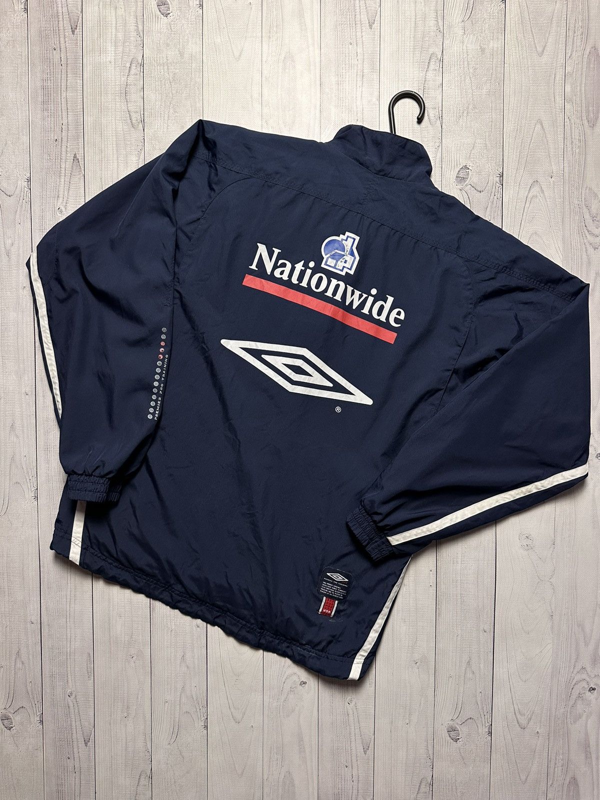 Umbro × Vintage Vintage Umbro England soccer jacket size S logo Size US S / EU 44-46 / 1 - 2 Thumbnail