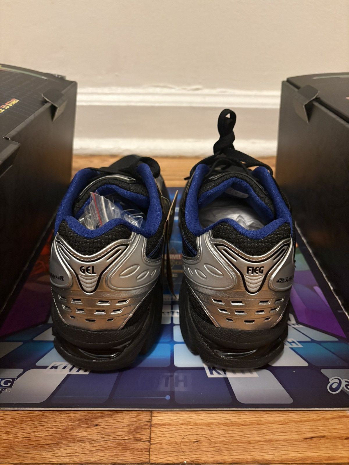 Asics Kith Asics Marvel vs Capcom Wolverine Size US 9.5 / EU 42-43 - 5 Thumbnail