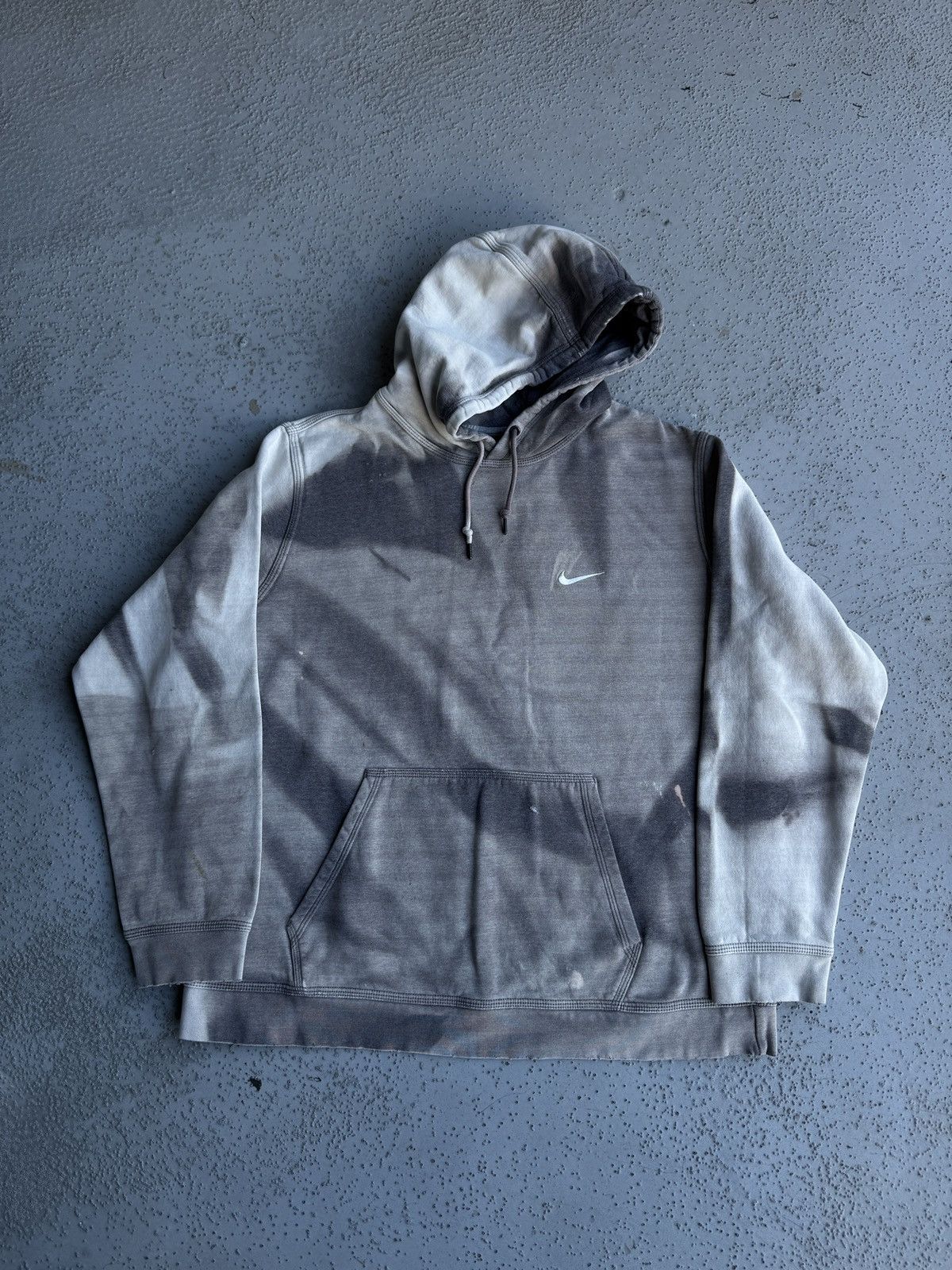 Nike Thrashed Sun Faded Nike Hoodie Distressed Erd grunge y2k tag Size US XL / EU 56 / 4 - 2 Thumbnail