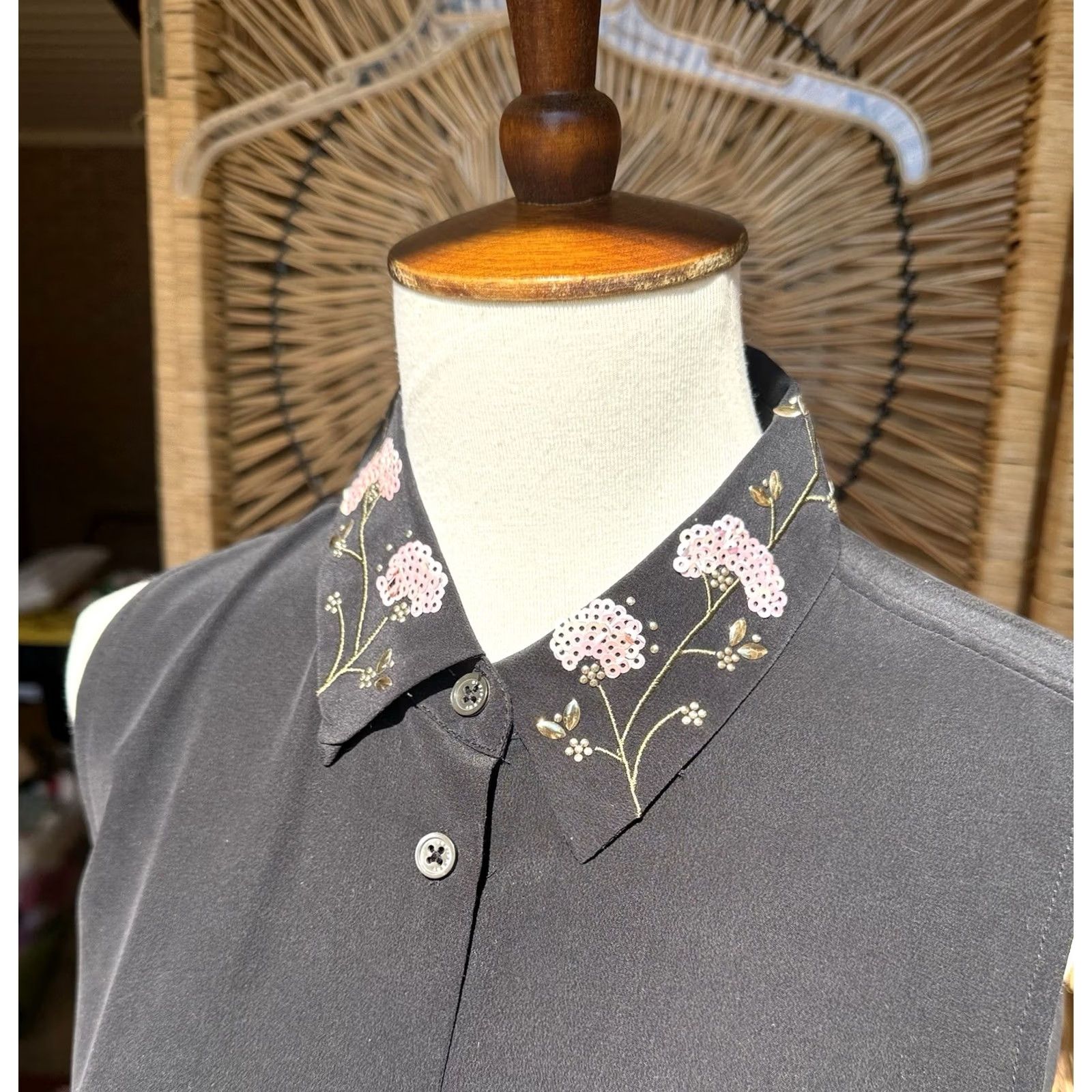 Equipment Equipment Femme Blouse Sleeveless Silk Button Front Embroidered Collar Black S Adult Womens Size S / US 4 / IT 40 - 5 Thumbnail