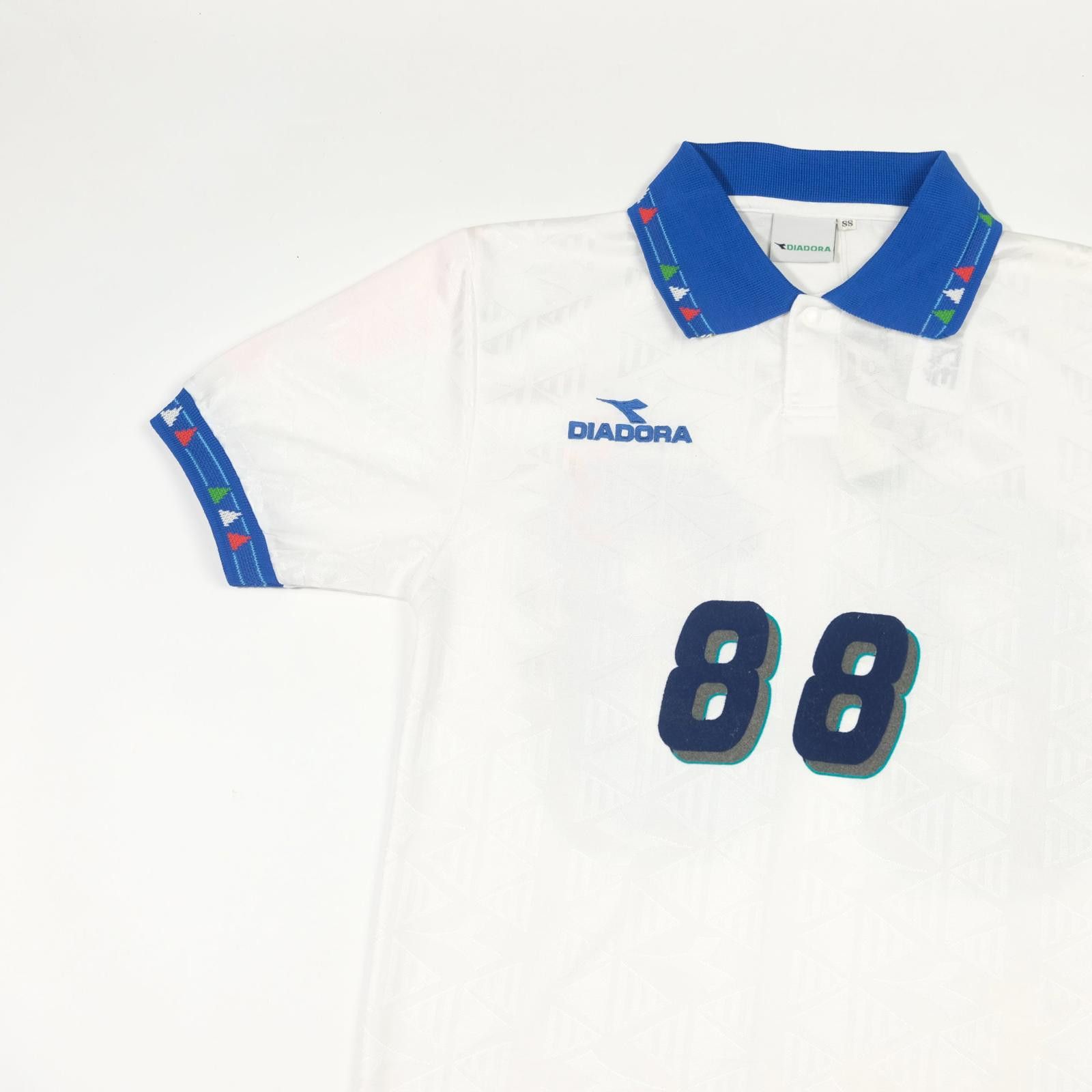 Diadora 1994 Italy Away Shirt Template BNWT (XS) Size US XS / EU 42 / 0 - 3 Thumbnail