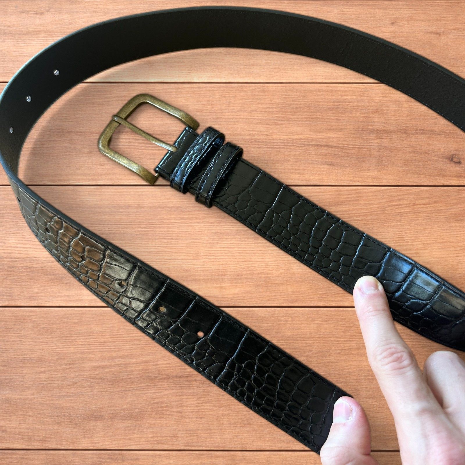 Japanese Brand Faux leather snakeskin cowboy belt in black with brass trim. Size ONE SIZE - 3 Thumbnail