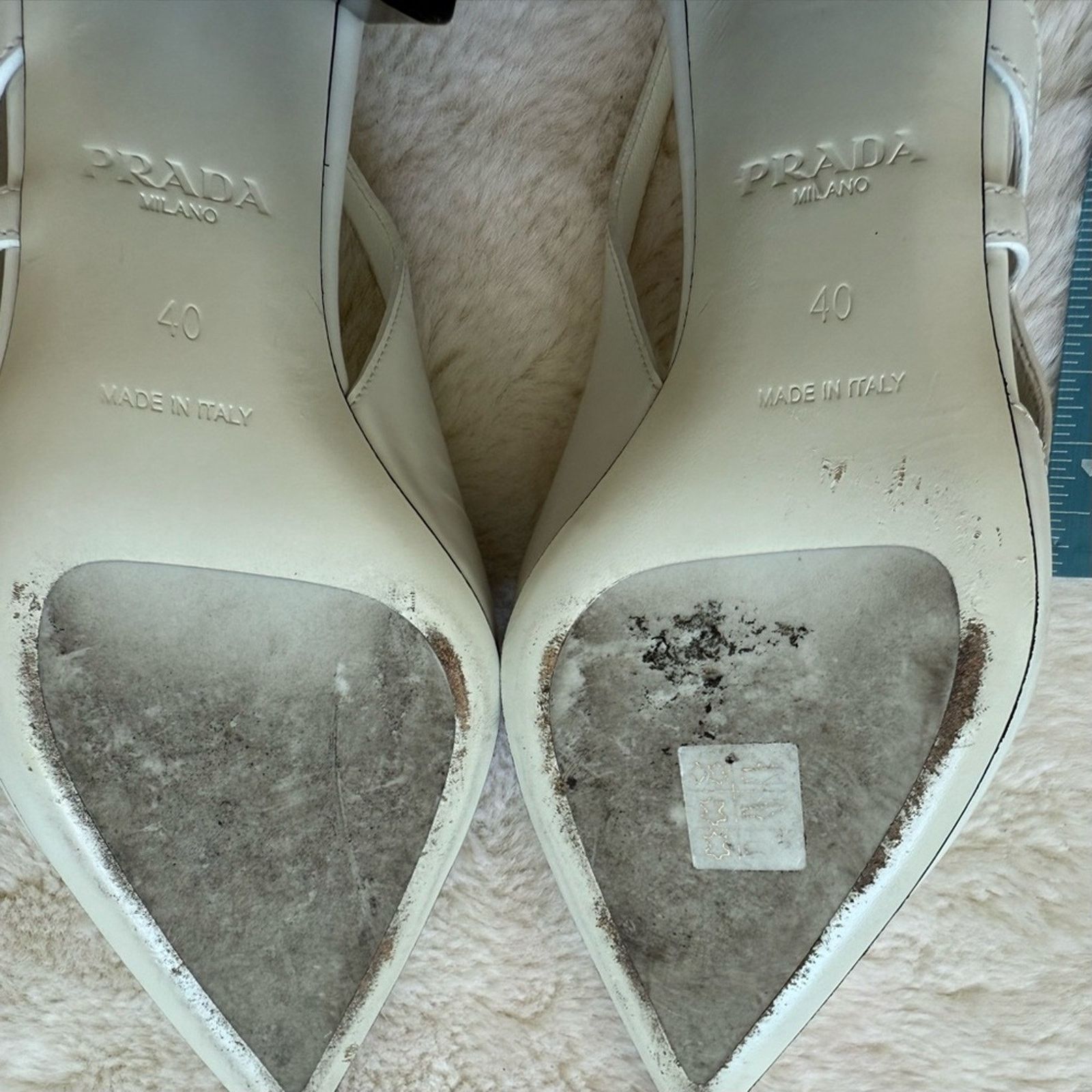 Prada Prada Cut-Out Brushed Leather Pumps size 40EU or 9US 1200$ Size US 9 / IT 39 - 10 Thumbnail