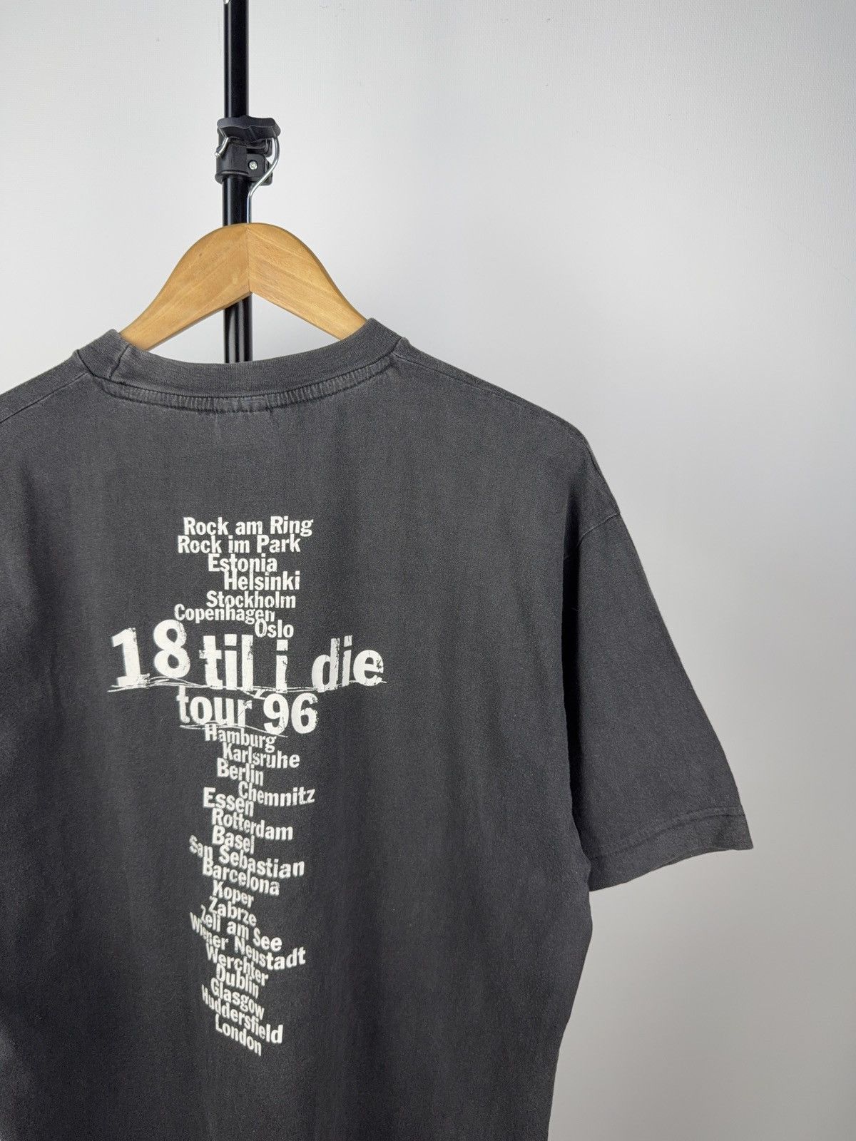 Band Tees × Vintage VTG 1996 Bryan Adams Tour Faded T-Shirt 18 Till I Die Tee Size US XL / EU 56 / 4 - 7 Thumbnail