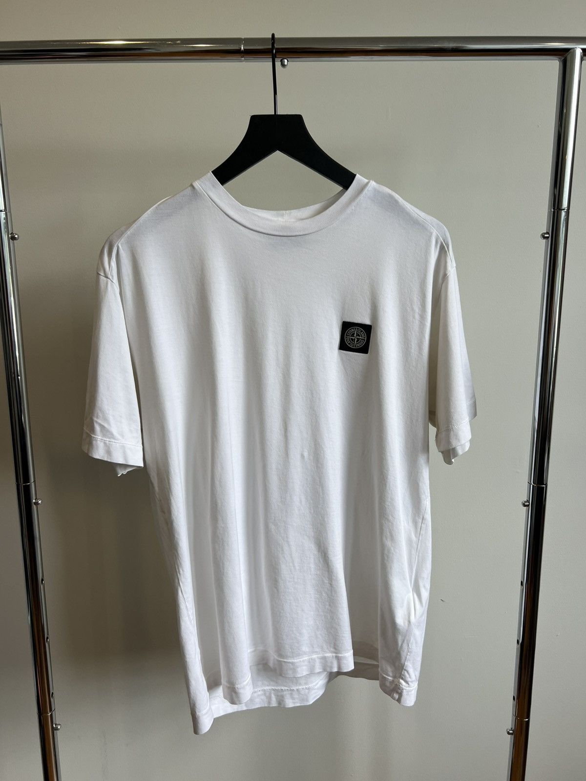 Stone Island Stone Island Badge tee Size US M / EU 48-50 / 2 - 1 Thumbnail