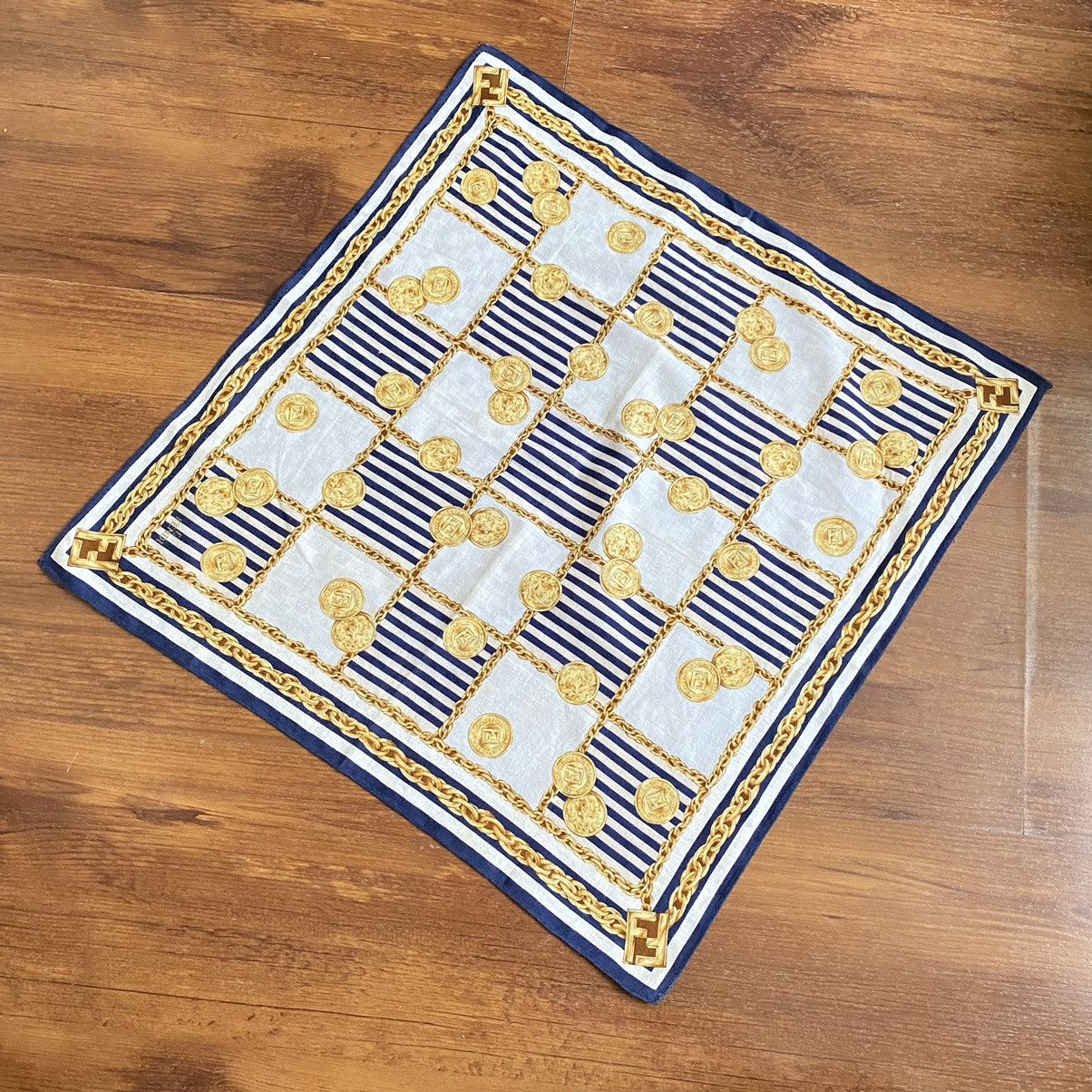 Designer Fendi Vintage Handkerchief Luxury Coins Size ONE SIZE - 3 Thumbnail