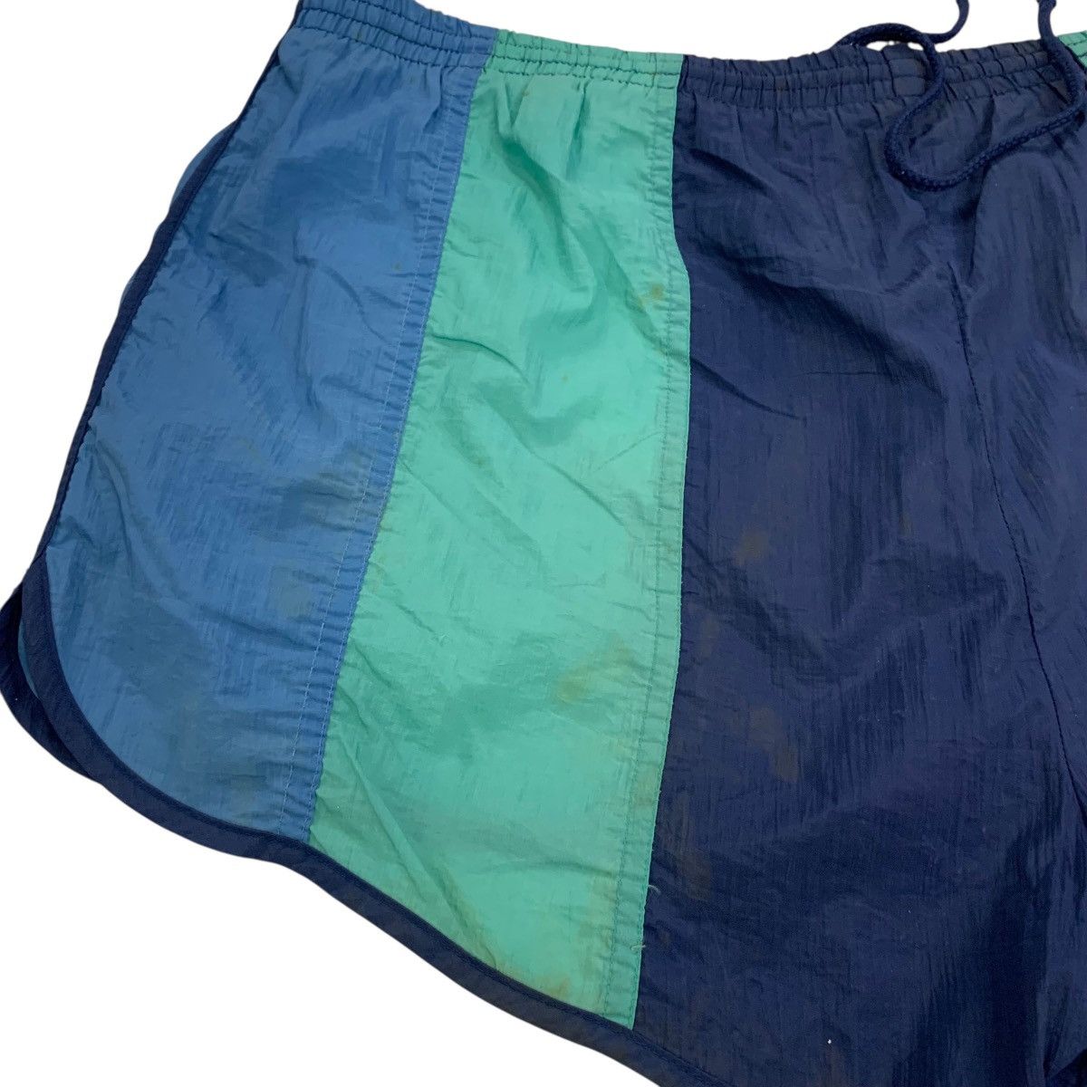 Vintage Vintage Adidas Short Pant Size US 36 / EU 52 - 9 Thumbnail