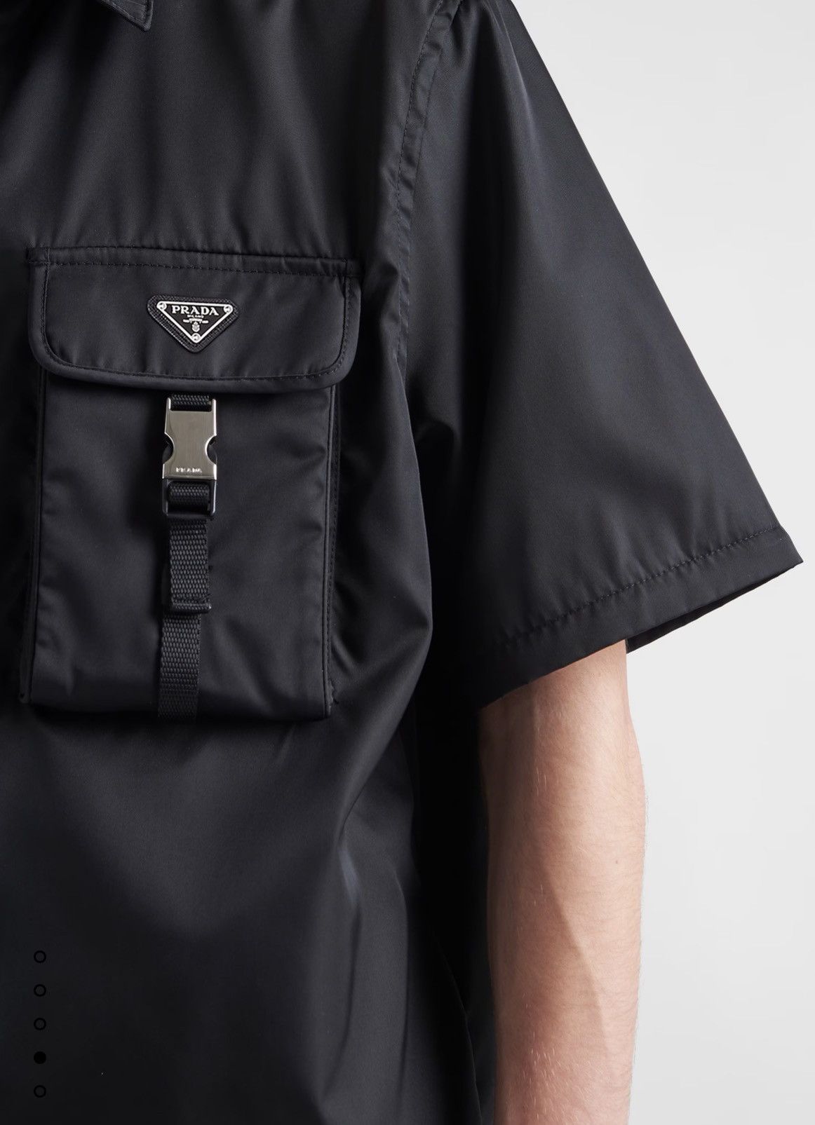 Prada Prada Re-Nylon shirt Size US M / EU 48-50 / 2 - 15 Thumbnail