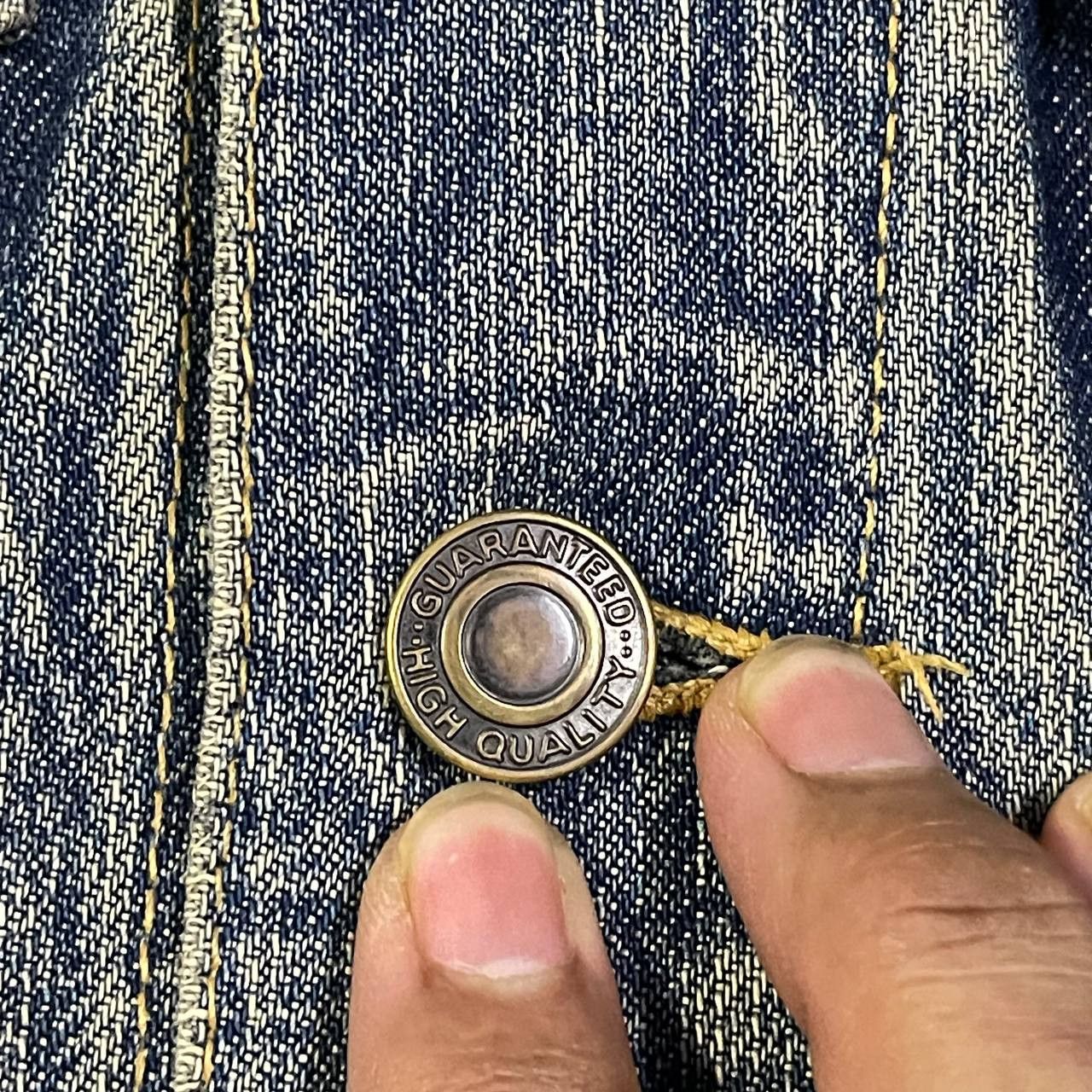 Japanese Brand Vintage PreLina Distressed Denim Jacket Size US L / EU 52-54 / 3 - 6 Thumbnail