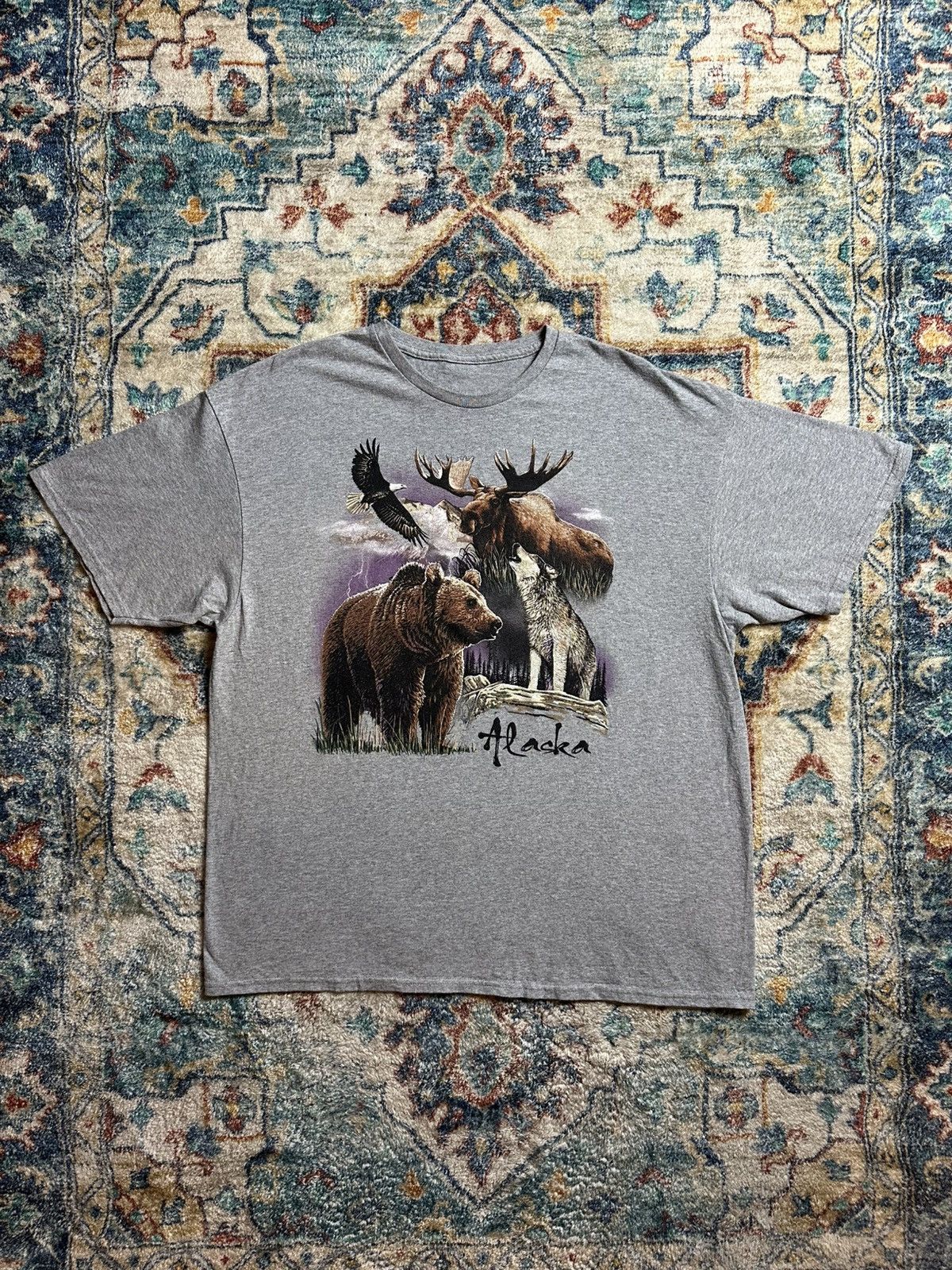 Vintage Vintage Alaska Animals T-shirt Size XL Size US XL / EU 56 / 4 - 1 Thumbnail