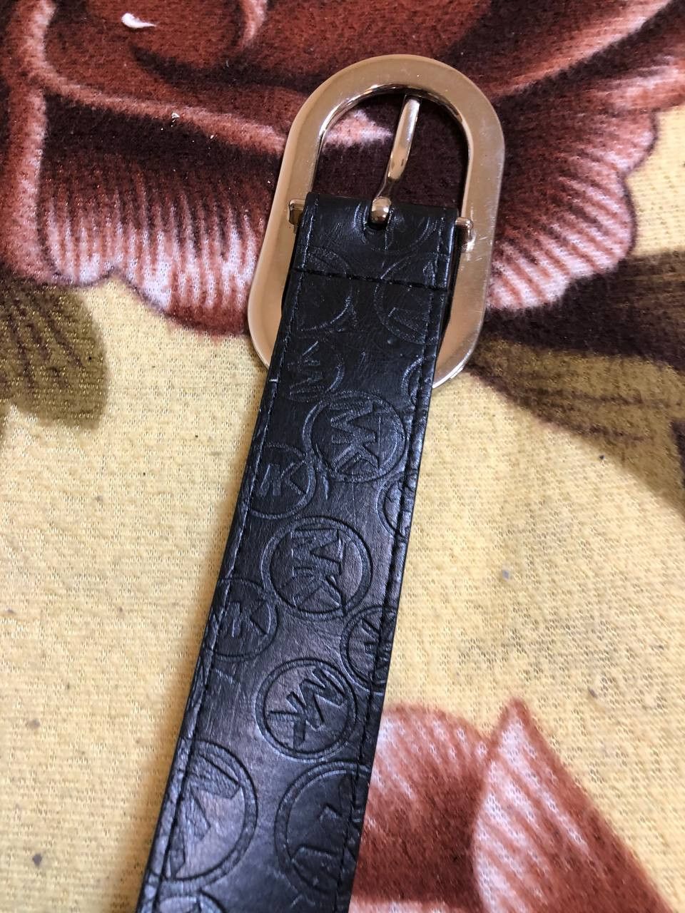 Michael Kors Michael Kors Logo Belt with Buckle Size ONE SIZE - 9 Thumbnail