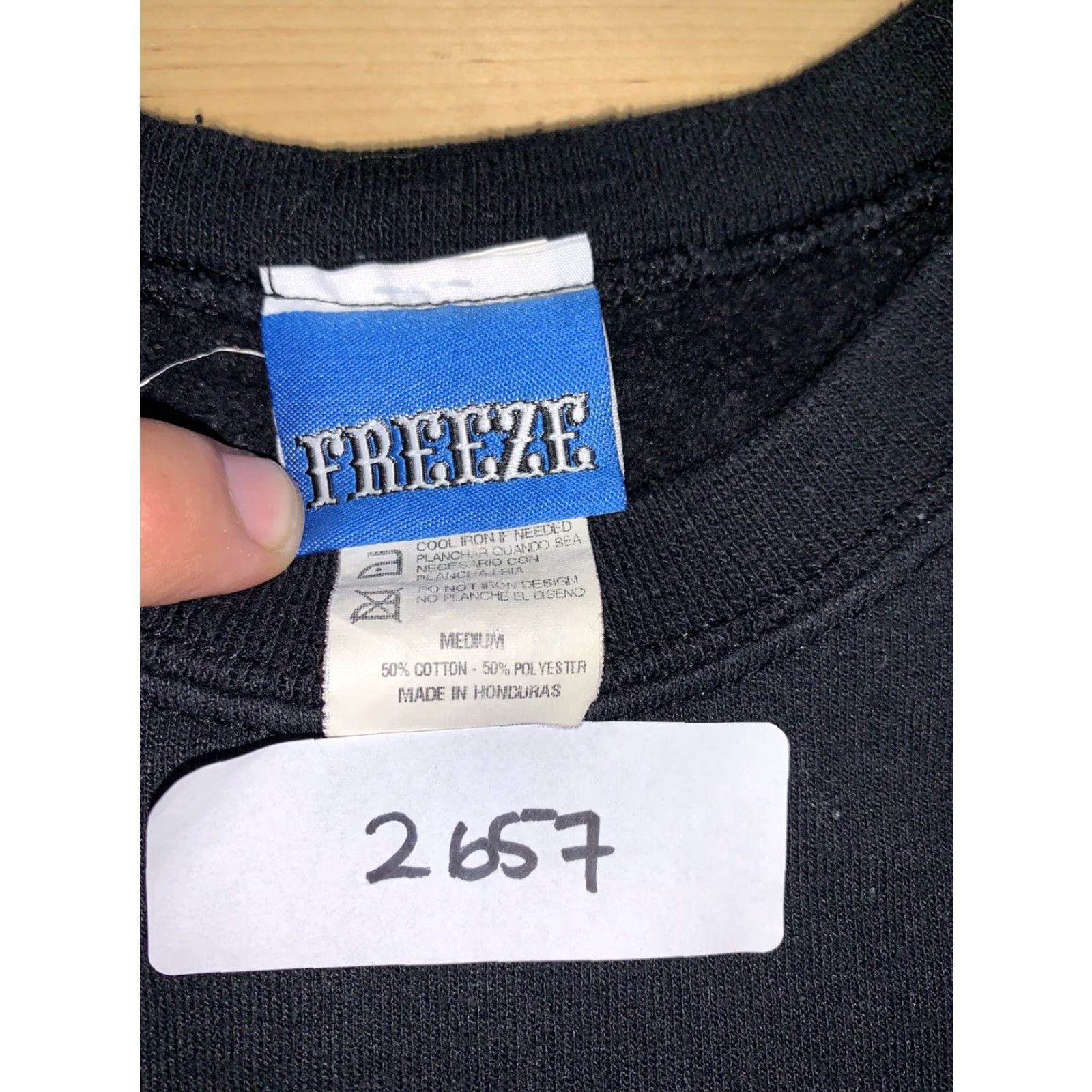 Vintage VINTAGE Freeze Sweater Black Size M Women Long Sleeve Pullover Graphic C'est La Vie Size M / US 6-8 / IT 42-44 - 3 Thumbnail