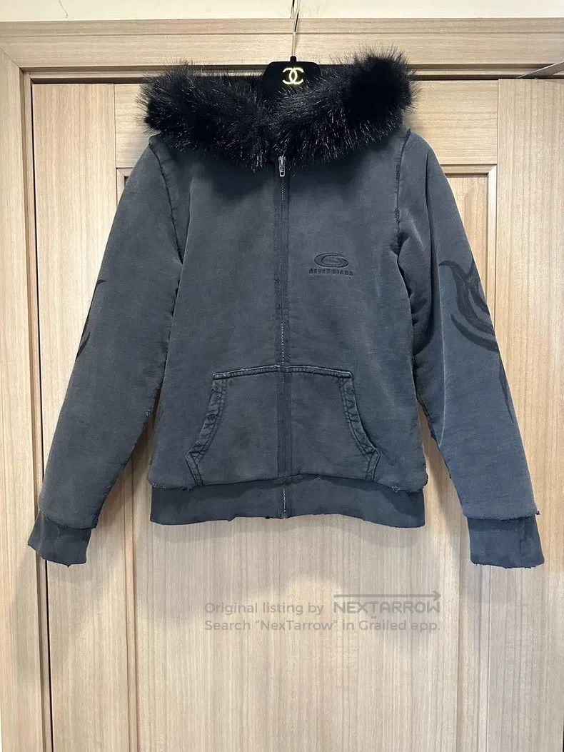 Balenciaga Balenciaga Embroidered dragon pattern hooded slim fit swea Size S / US 4 / IT 40 - 1 Thumbnail