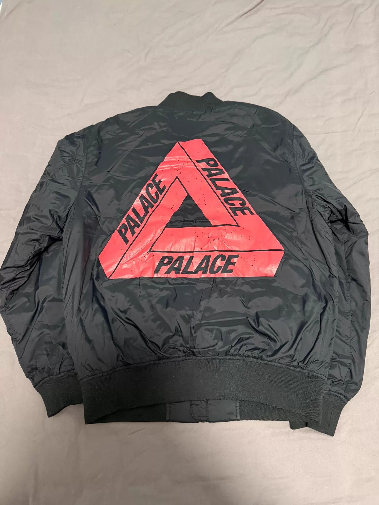 Palace Palace Bomber Jacket M White Red Triangle 100 Limited Size US M / EU 48-50 / 2 - 2 Thumbnail