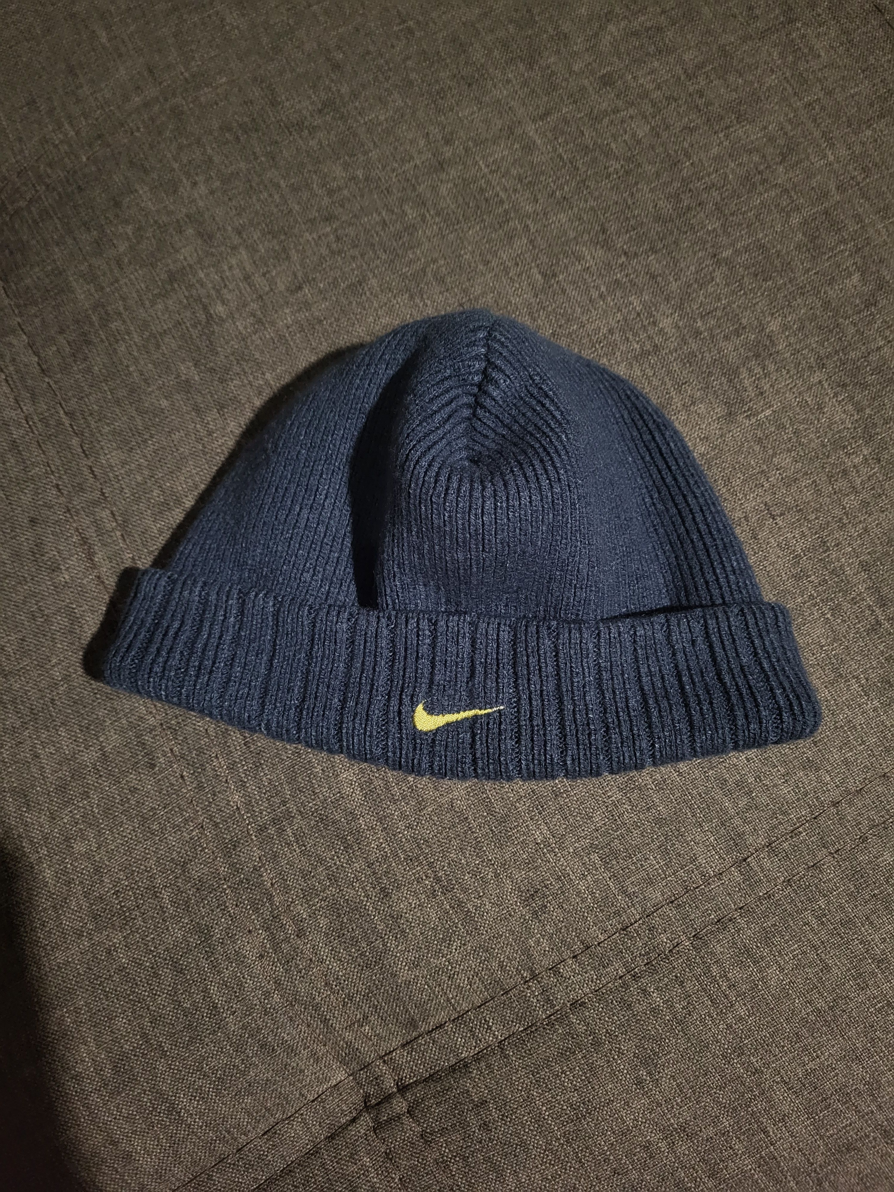 Nike Vintage NIke beanie hat Size ONE SIZE - 1 Thumbnail