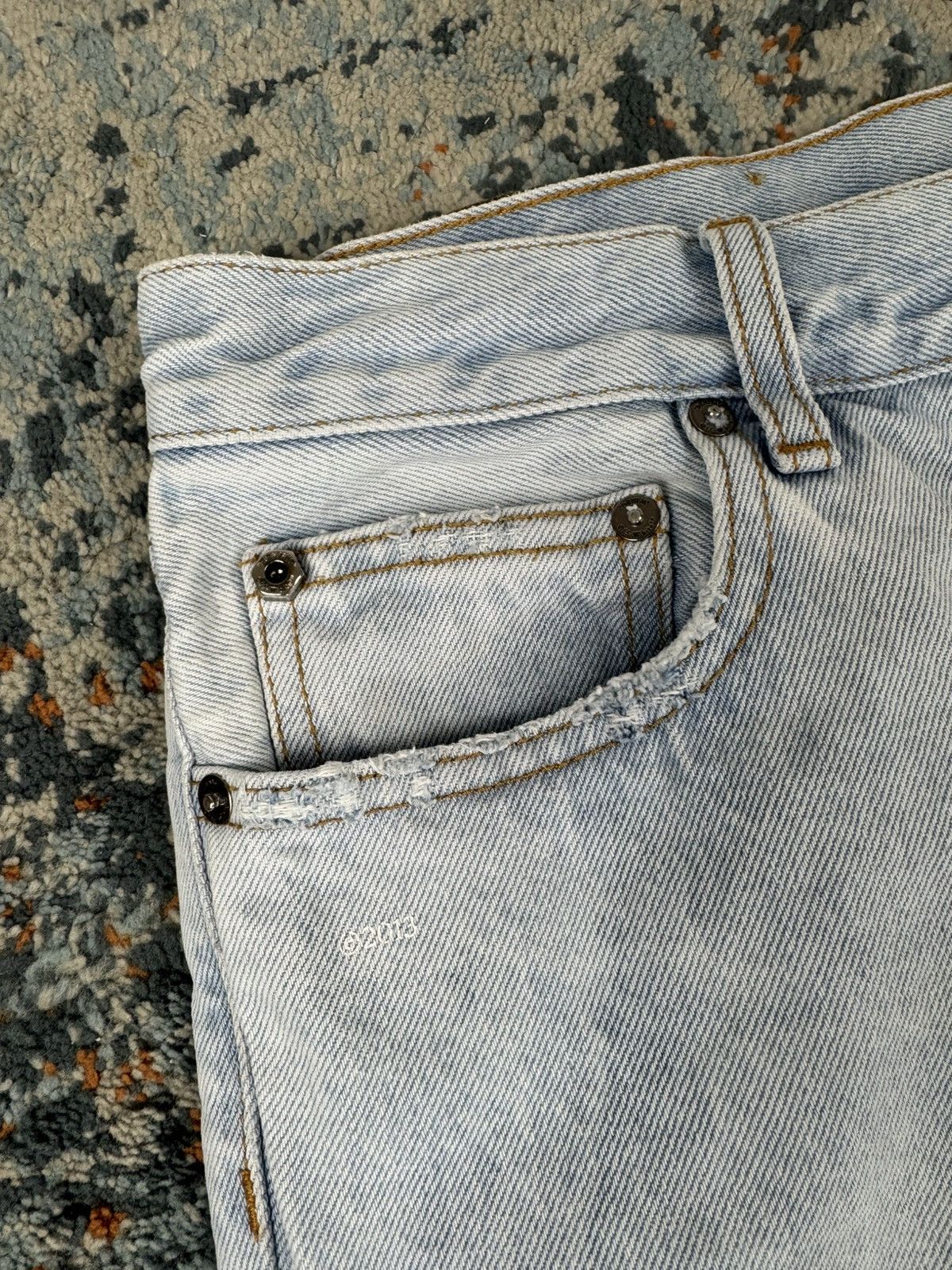 Off-White Off-White corp distress skinny light washed denim Size US 32 / EU 48 - 11 Thumbnail