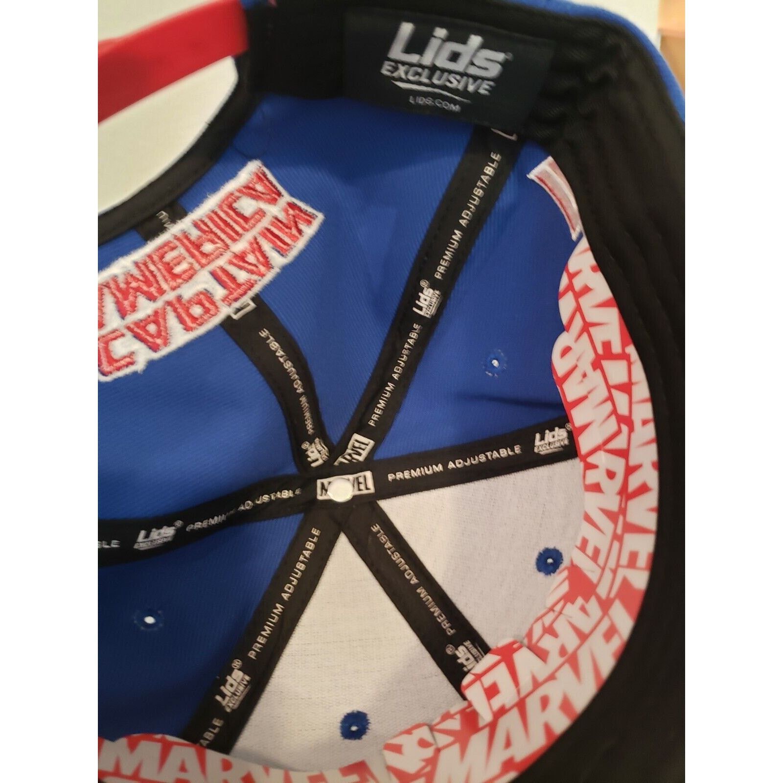 Lids Captain America Hat Cap Marvel Avengers Snap Snapback Lids Size ONE SIZE - 5 Thumbnail