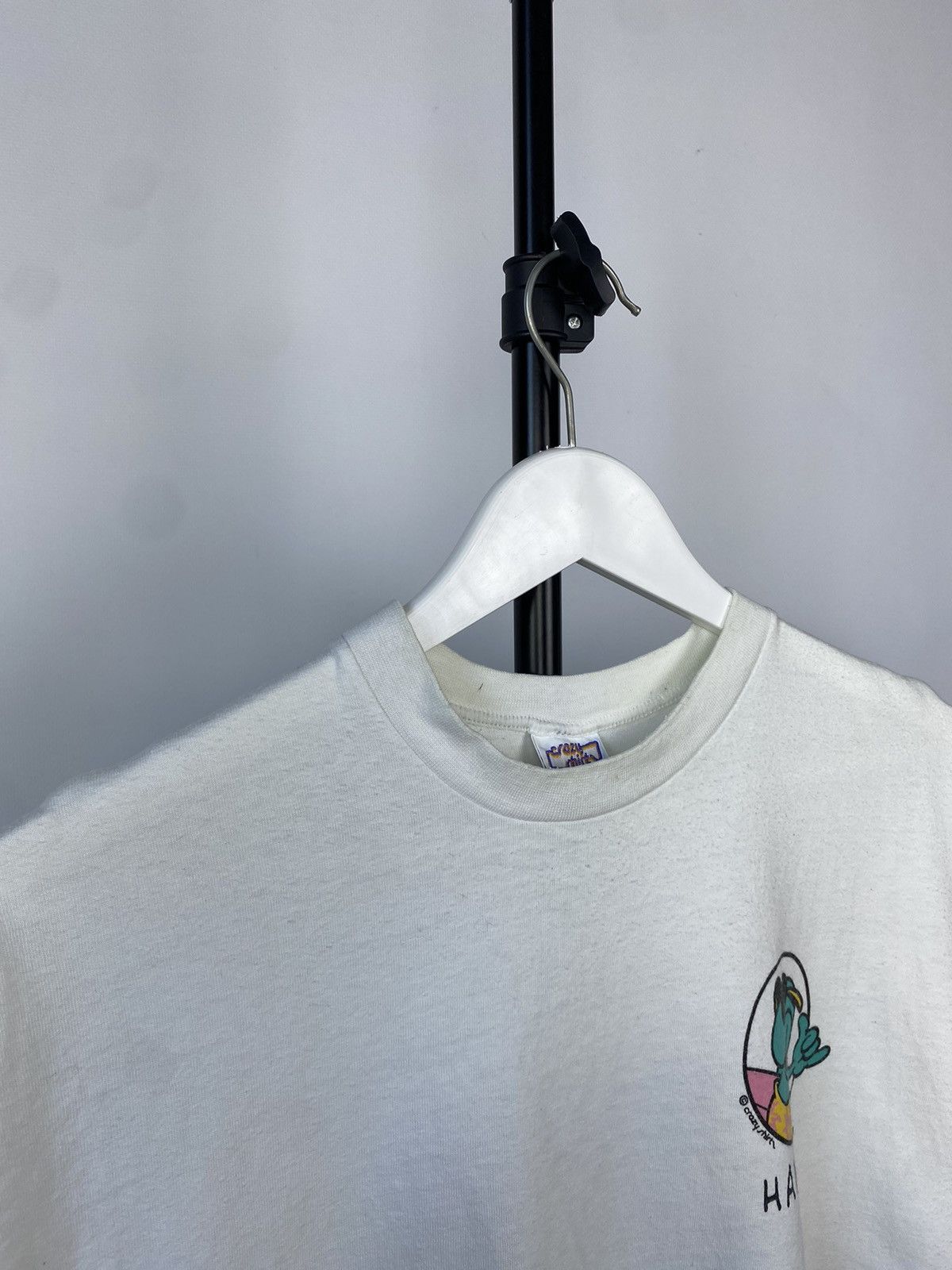 Vintage Crazy Vintage 1980s Hawaii Gecko Graphic T-Shirt Size US XL / EU 56 / 4 - 5 Thumbnail
