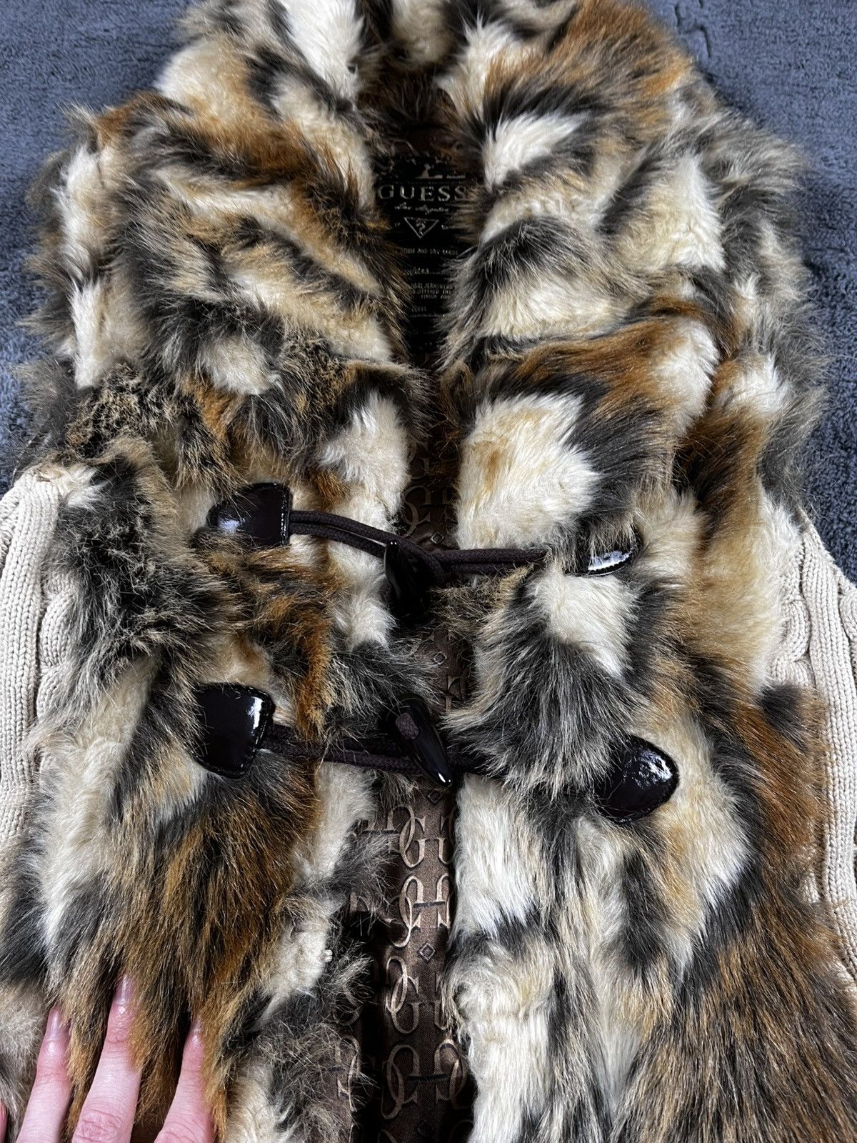 Guess Vintage Y2K Guess Faux Fur vest glamour 00s style size S Size S / US 4 / IT 40 - 3 Thumbnail
