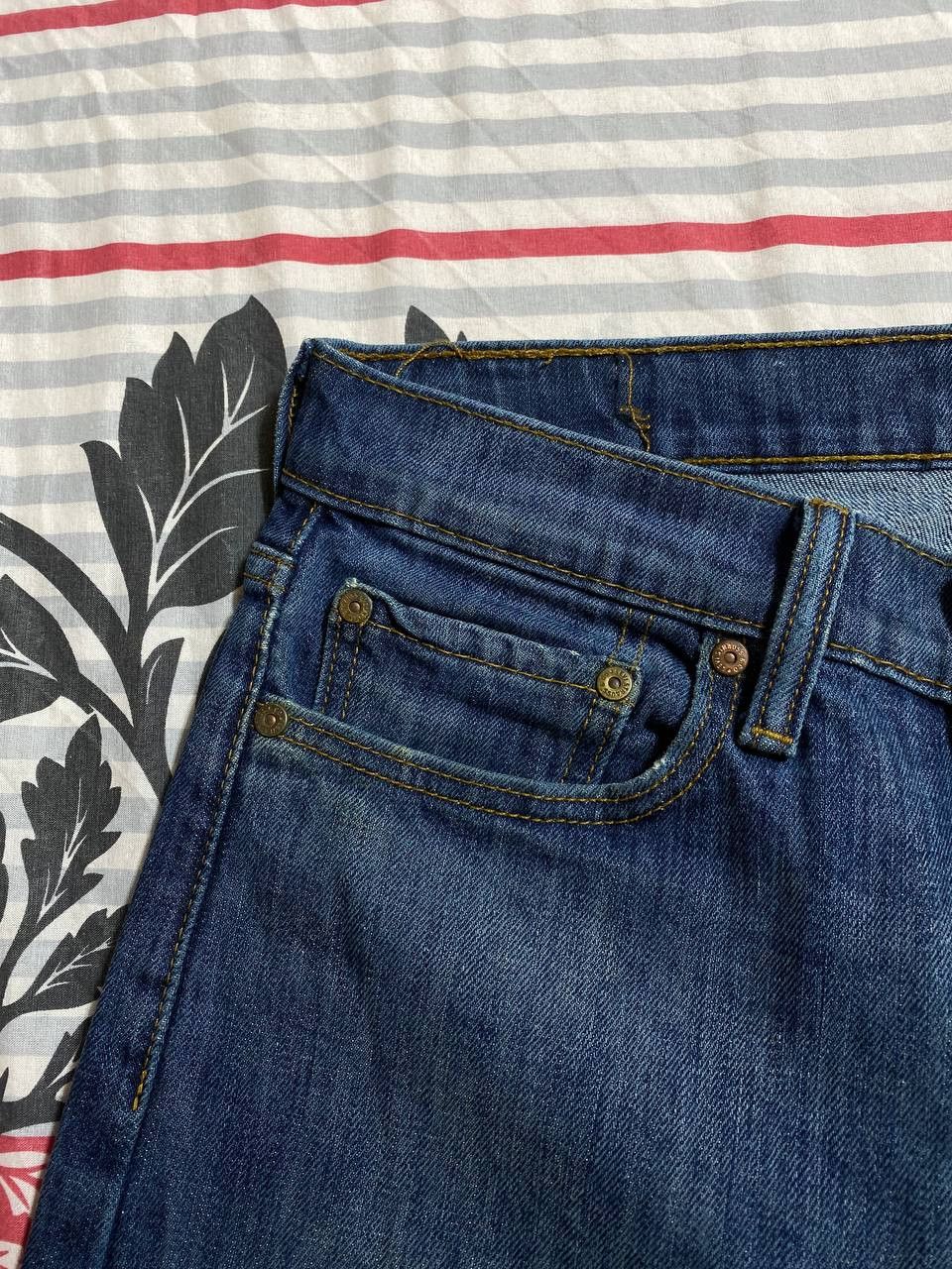 Levi's × Vintage vINTAGE Levi’s Retro Y2K Men`s Blue Denim Jeans Size US 32 / EU 48 - 14 Thumbnail
