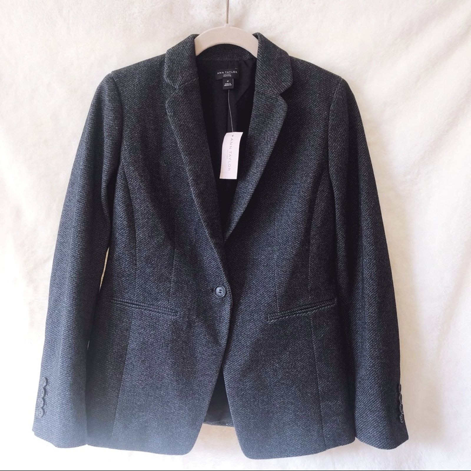 Ann Taylor Ann Taylor Gray Petite One-Button Tailored Blazer Size XS / US 0-2 / IT 36-38 - 6 Thumbnail