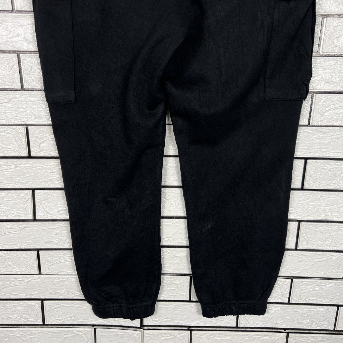 DC DC SHOE Black Cargo Sweatpants #4264-C194 Size US 30 / EU 46 - 14 Thumbnail