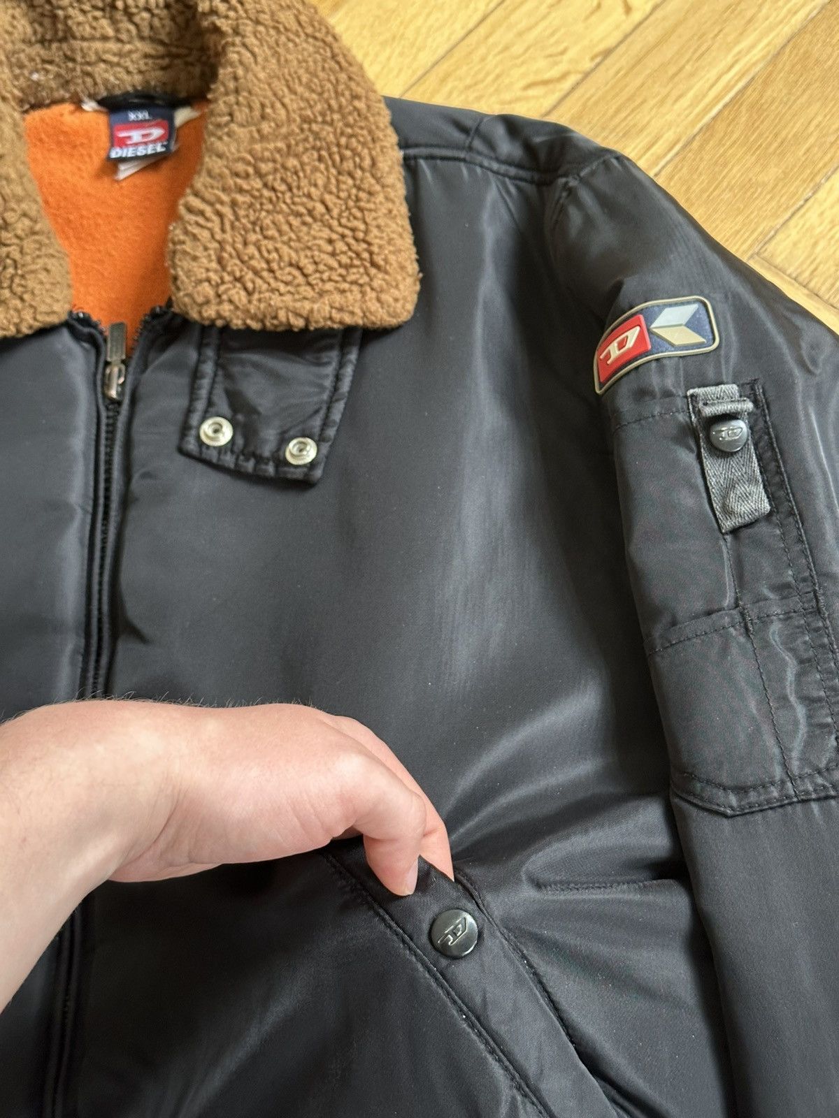 Diesel Diesel Vintage Rare Army Military Cropped Bomber Jacket Size US XL / EU 56 / 4 - 5 Thumbnail